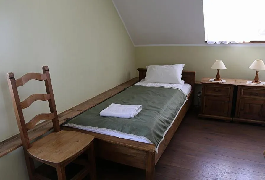 Bed in Pensjonat Rybaczówka - noclegi, restauracja, port