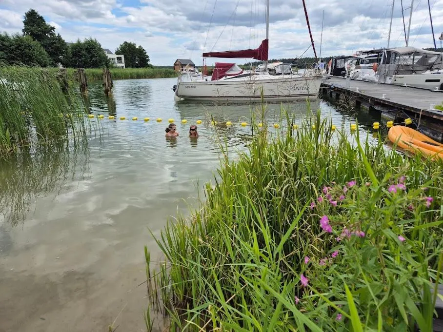 Pensjonat Rybaczówka - noclegi, restauracja, port