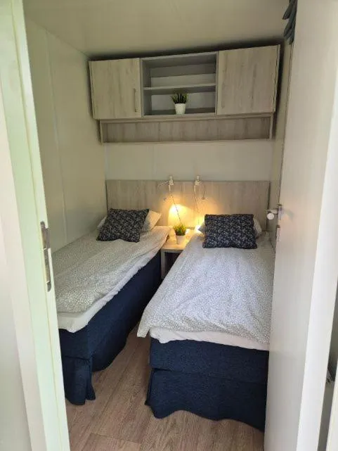 Bed in Pensjonat Rybaczówka - noclegi, restauracja, port