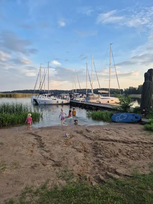 Pensjonat Rybaczówka - noclegi, restauracja, port