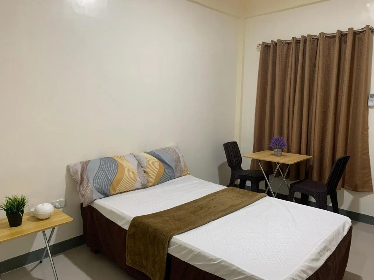 Bed in Llaguno City Inn