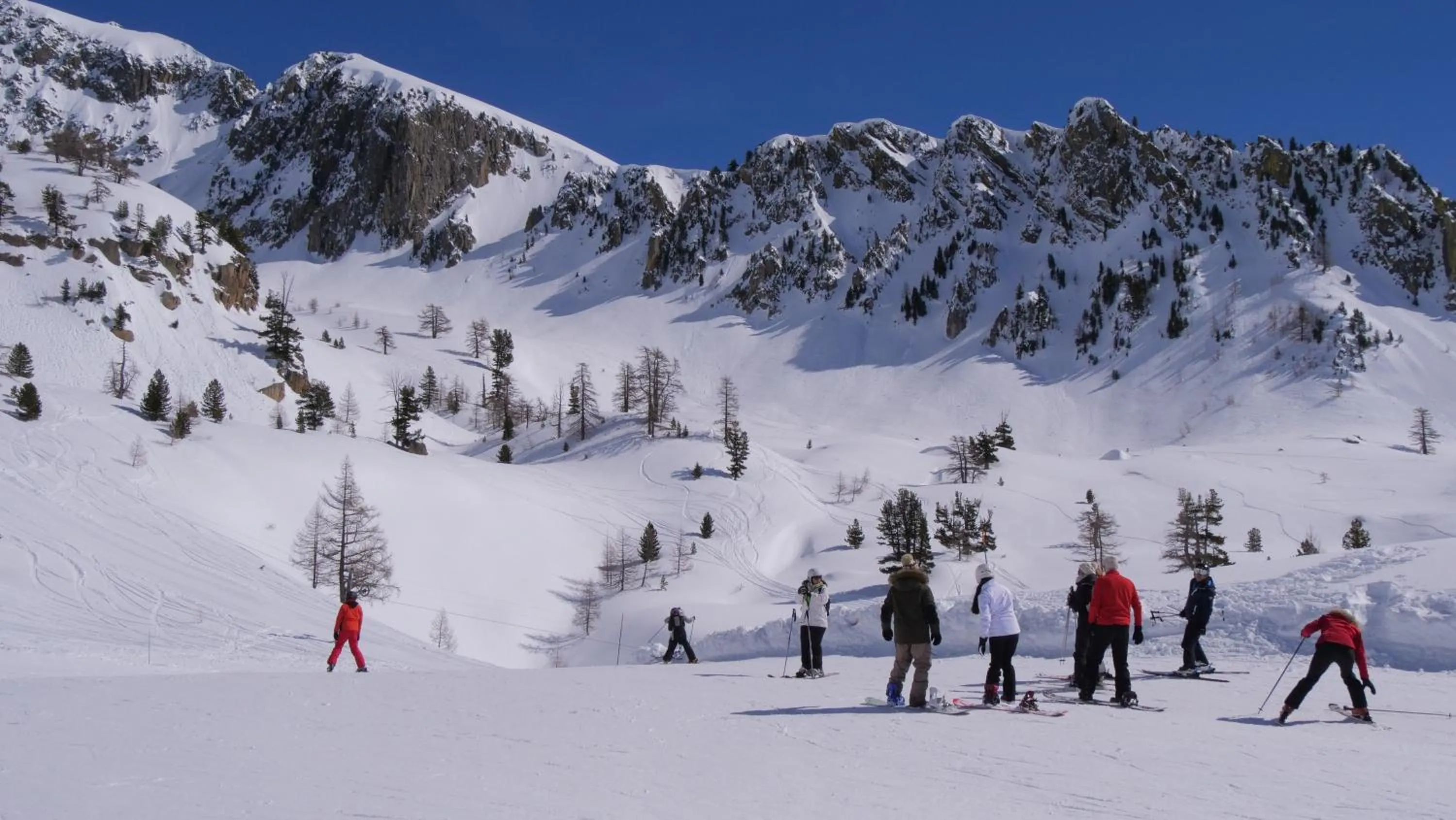 Skiing in SOWELL RESIDENCES New Chastillon