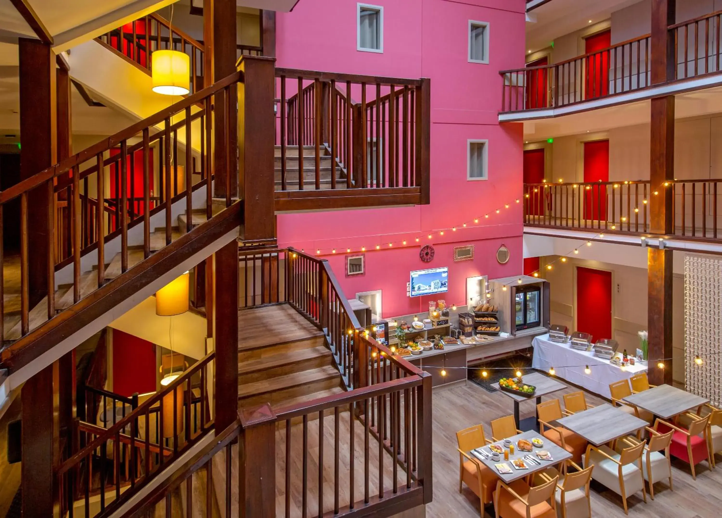 Buffet breakfast in SOWELL RESIDENCES New Chastillon Buffet breakfast in SOWELL RESIDENCES New Chastillon