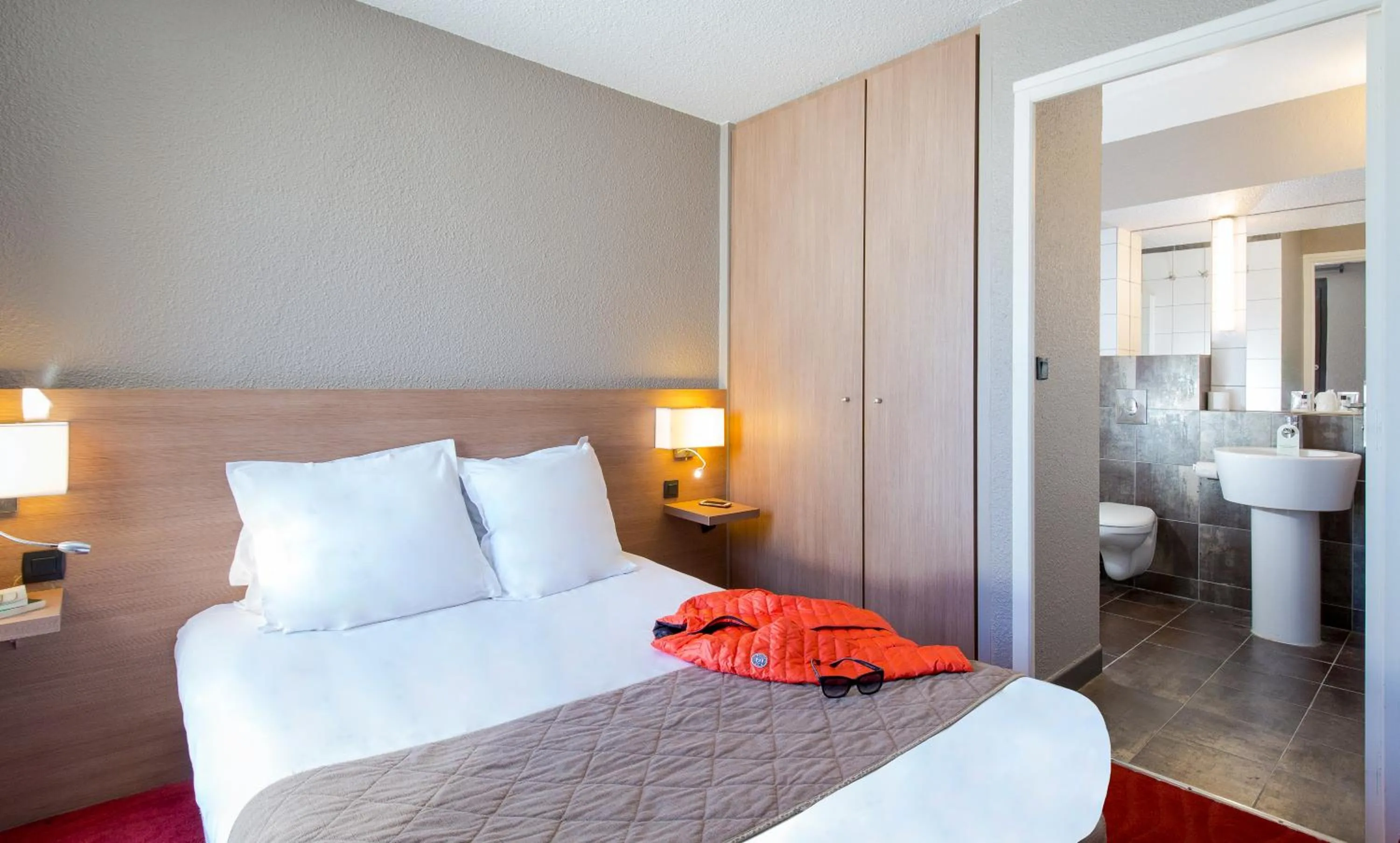 Bedroom, Bed in SOWELL HOTELS Le Pas du Loup