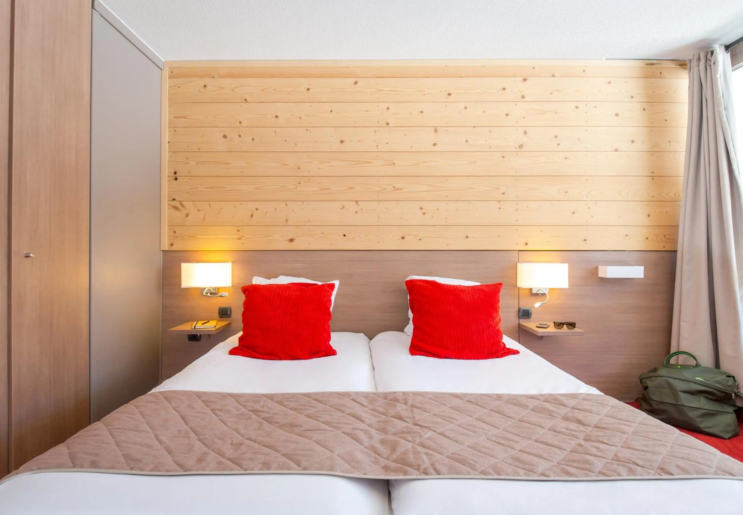 Bedroom, Bed in SOWELL HOTELS Le Pas du Loup