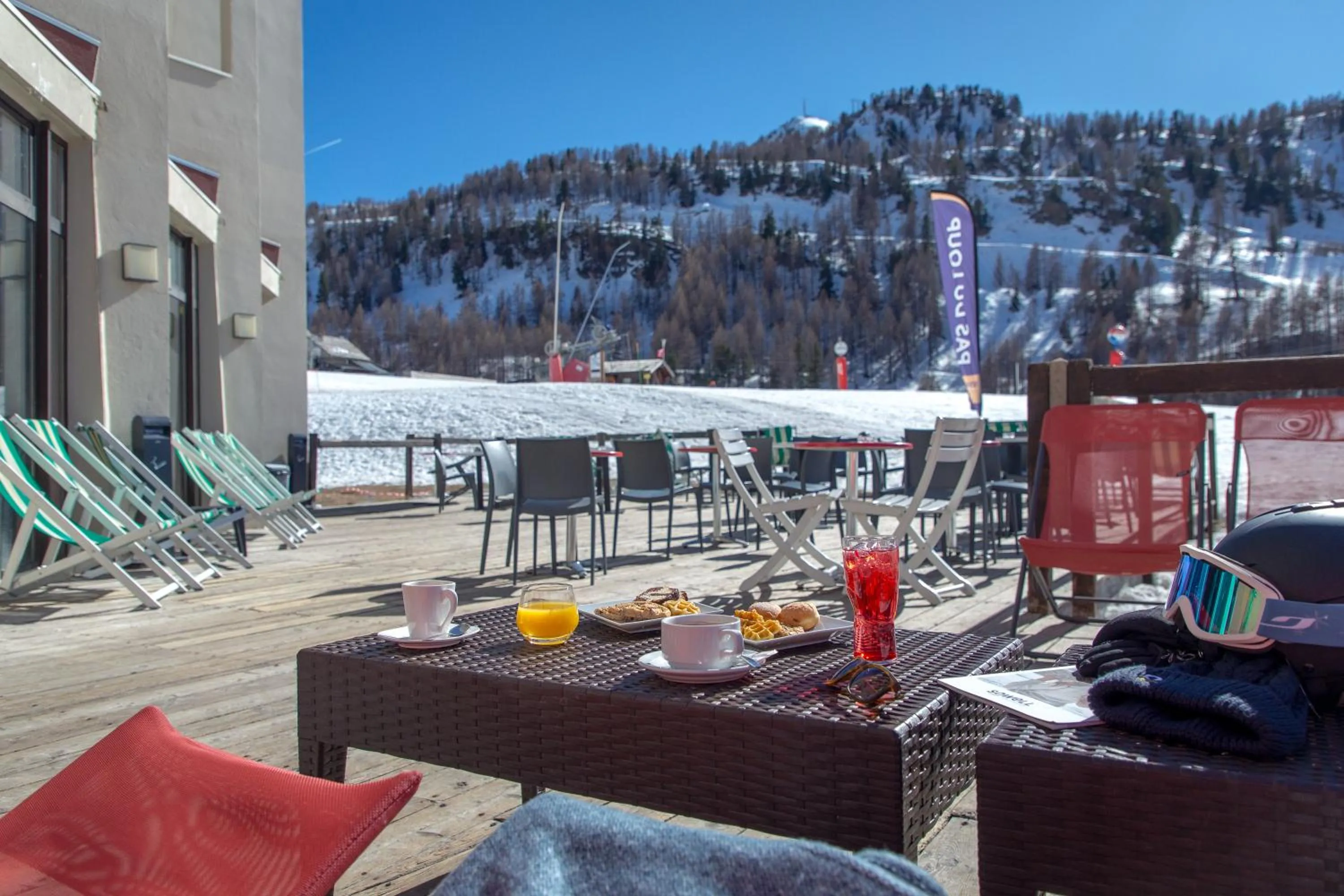 Balcony/Terrace in SOWELL HOTELS Le Pas du Loup