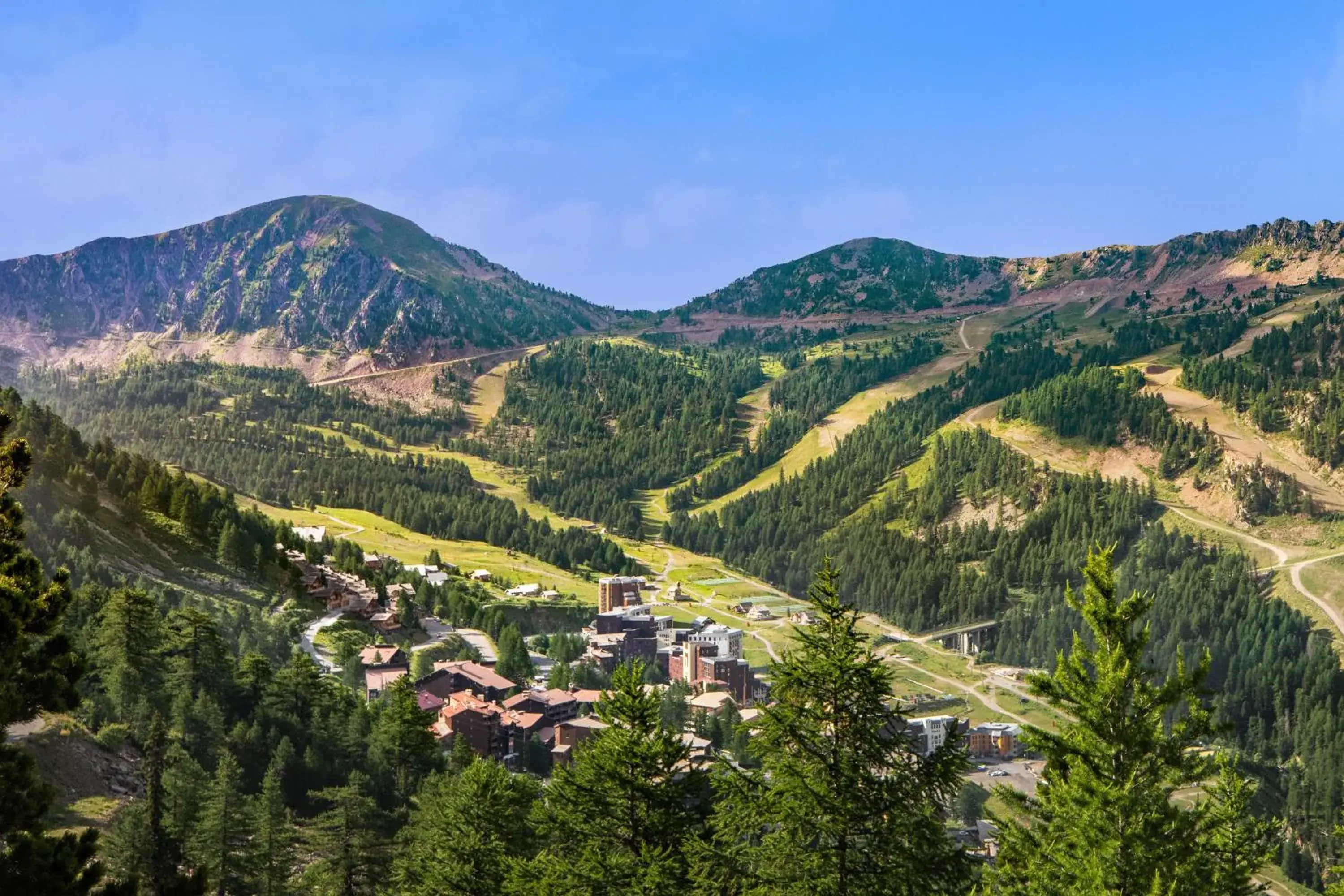 Bird's eye view in SOWELL HOTELS Le Pas du Loup Bird's eye view in SOWELL HOTELS Le Pas du Loup