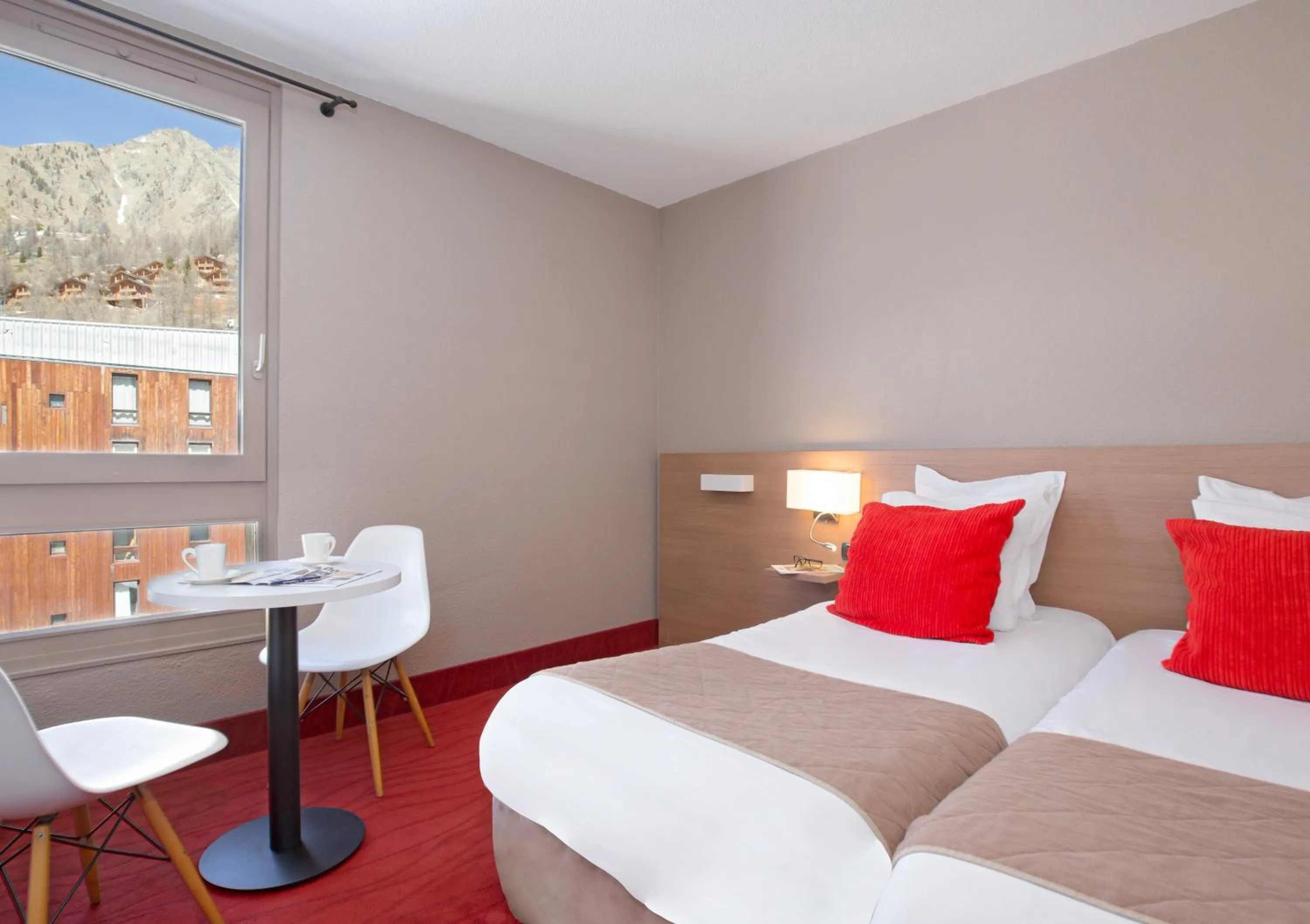 Bedroom, Bed in SOWELL HOTELS Le Pas du Loup
