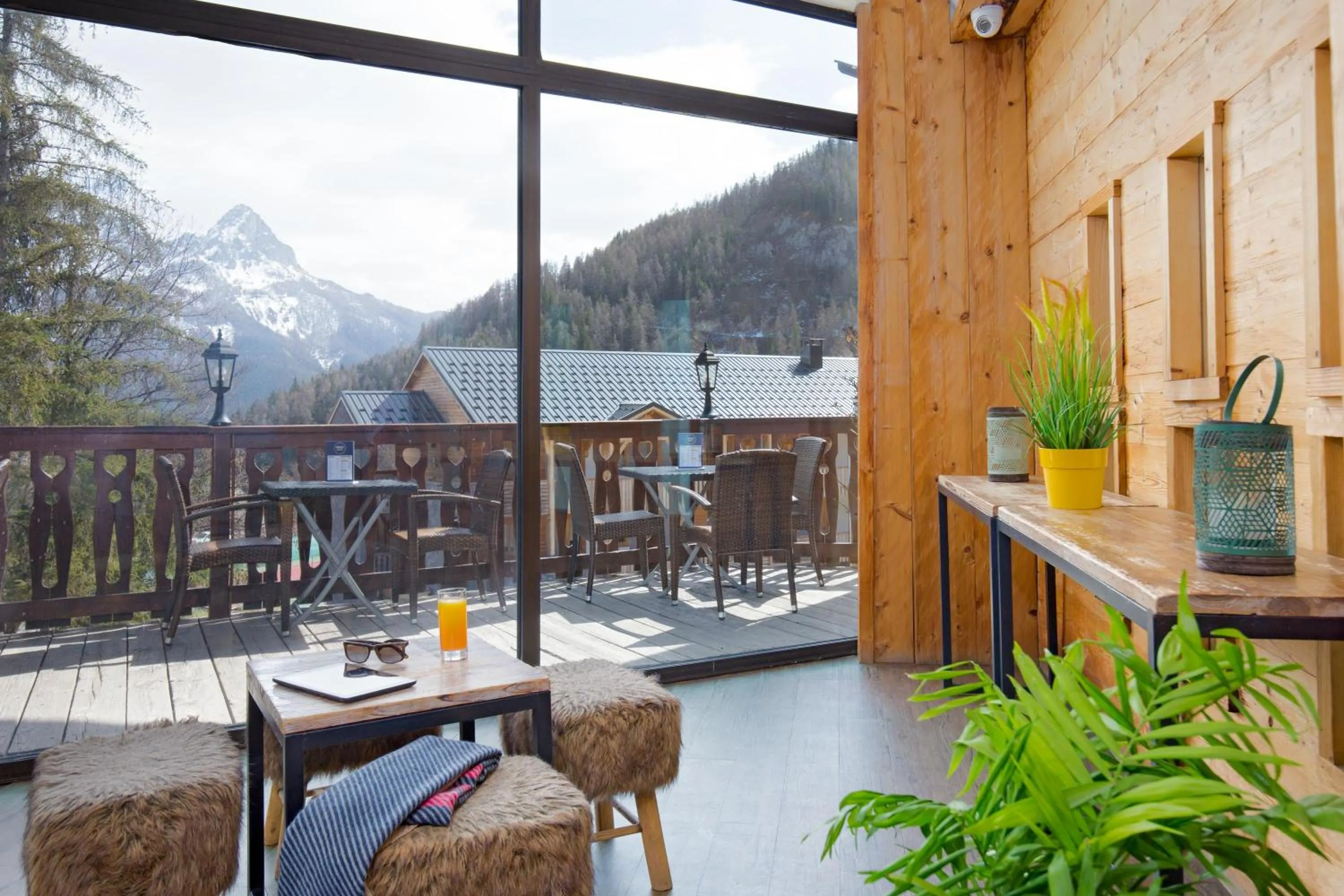 Balcony/Terrace in SOWELL Family Les Bergers