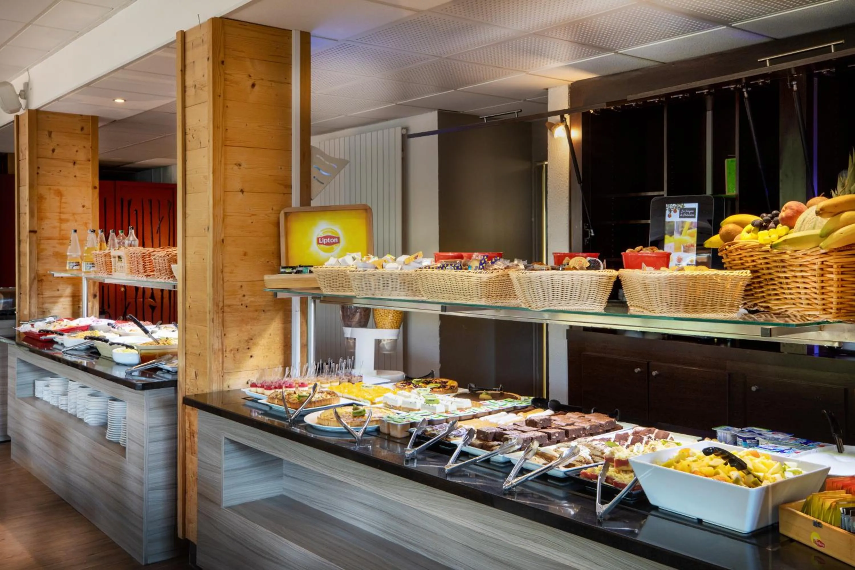 Food in SOWELL Family Les Bergers