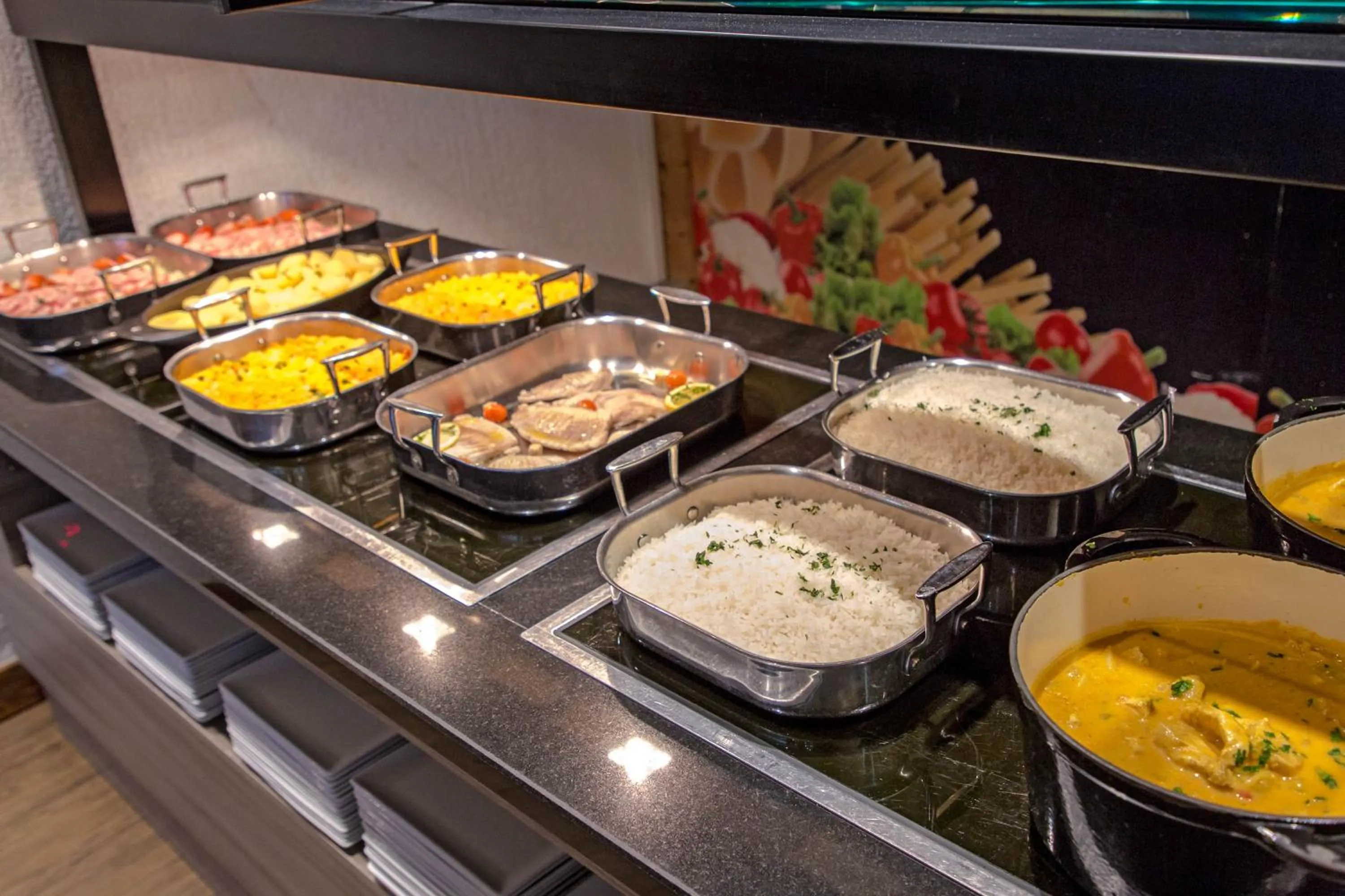 Restaurant/places to eat in SOWELL Family Les Bergers