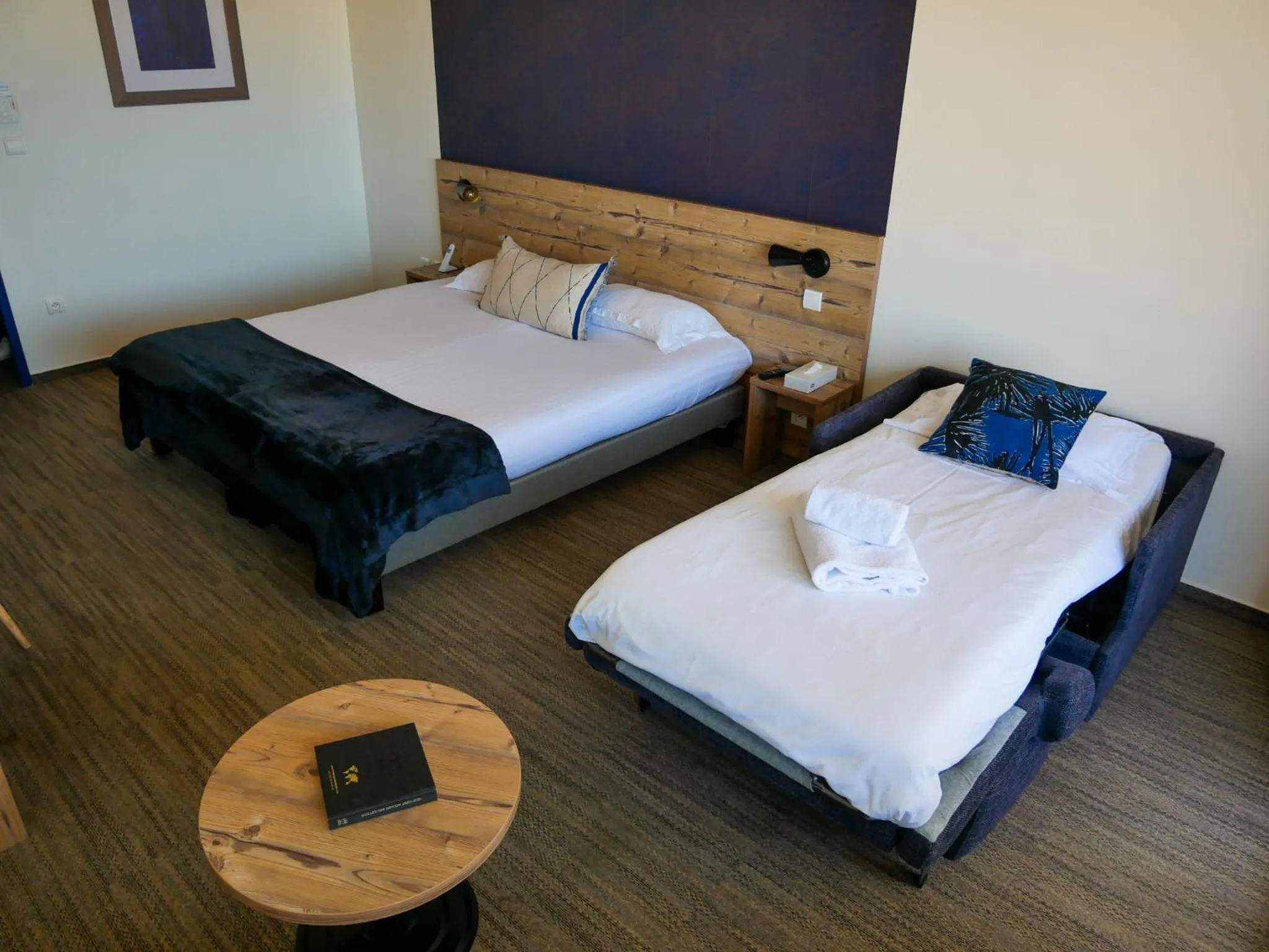 Photo of the whole room, Bed in Baya Hotel