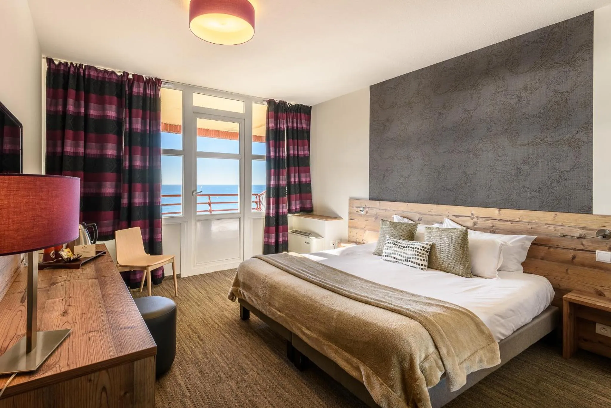 Photo of the whole room, Bed in Baya Hotel