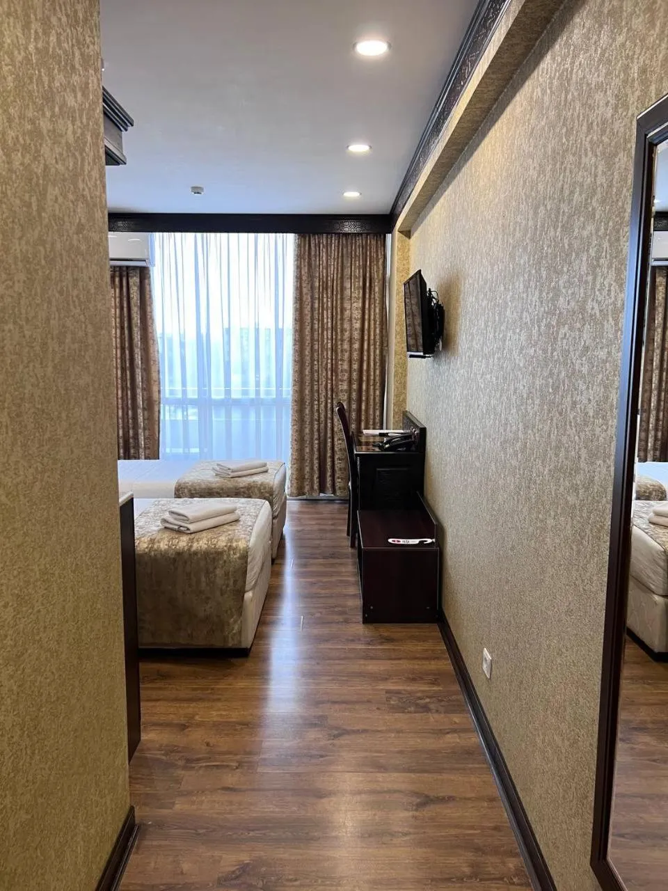 Bed in Orient Star Varahsha