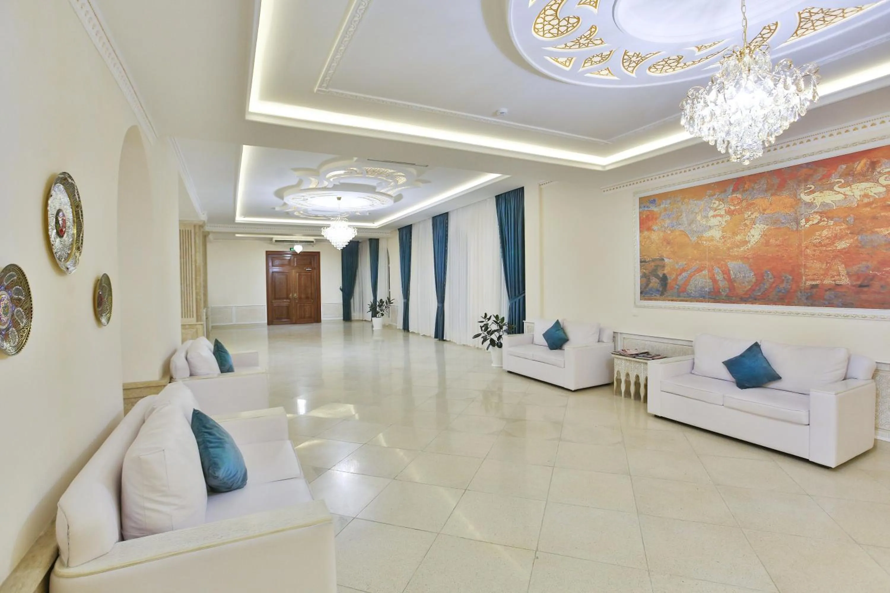 Communal lounge/ TV room in Orient Star Varahsha