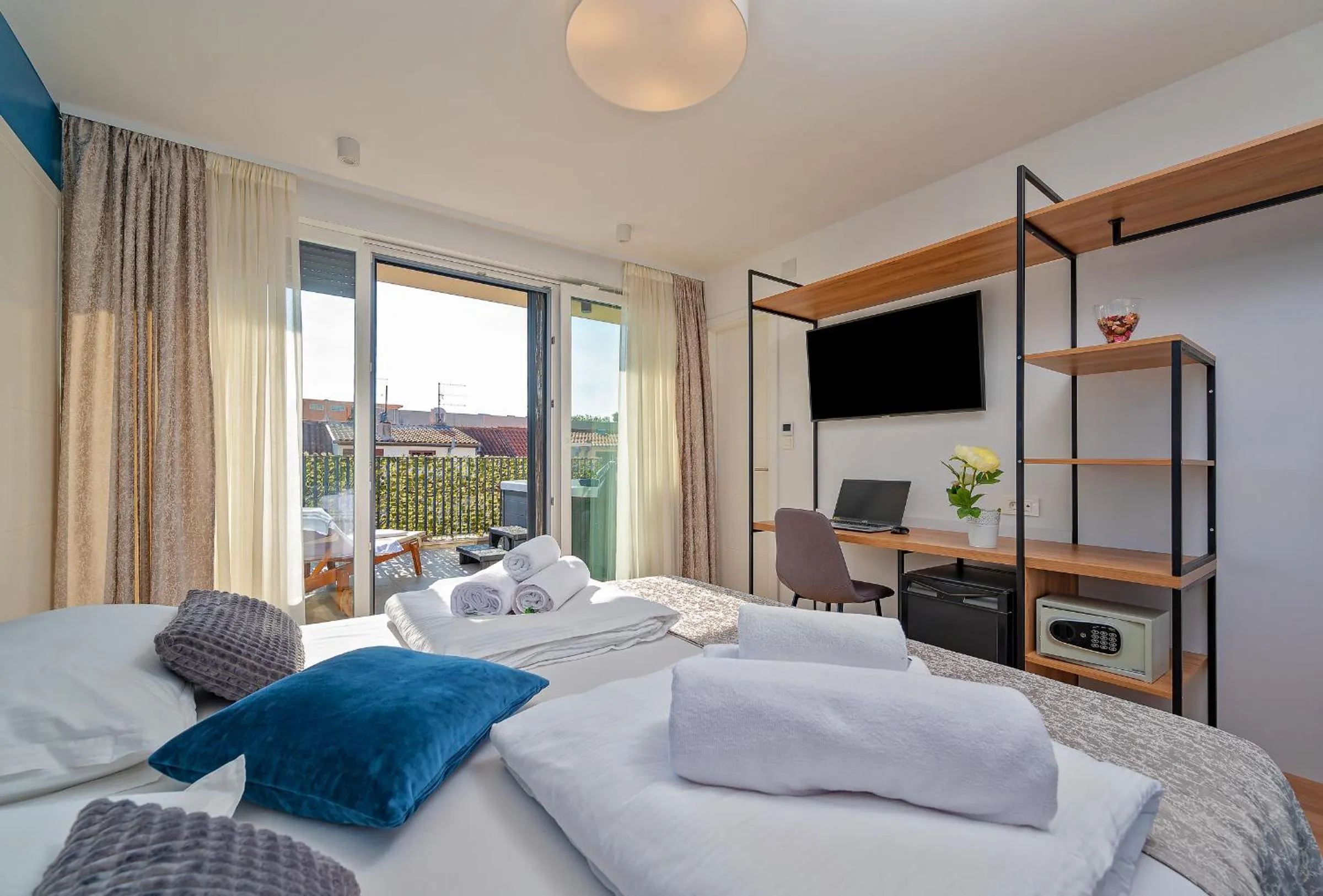 Bedroom in Seven Seas Residence