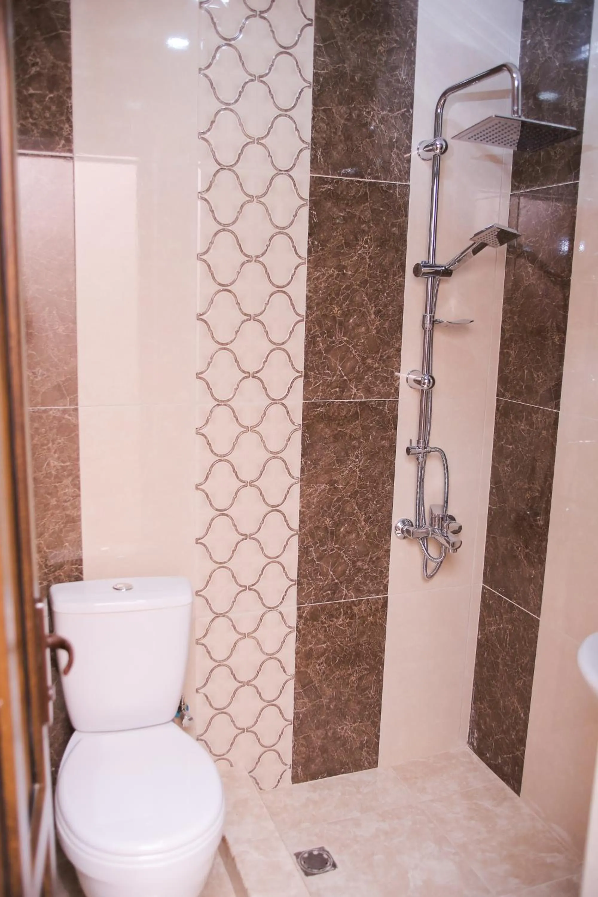 Shower in Red Hotel Yerevan Center