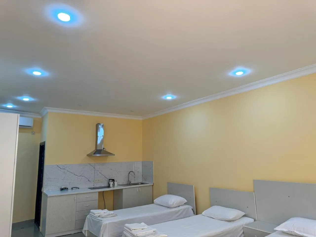 Bedroom, Bed in Red Hotel Yerevan Center