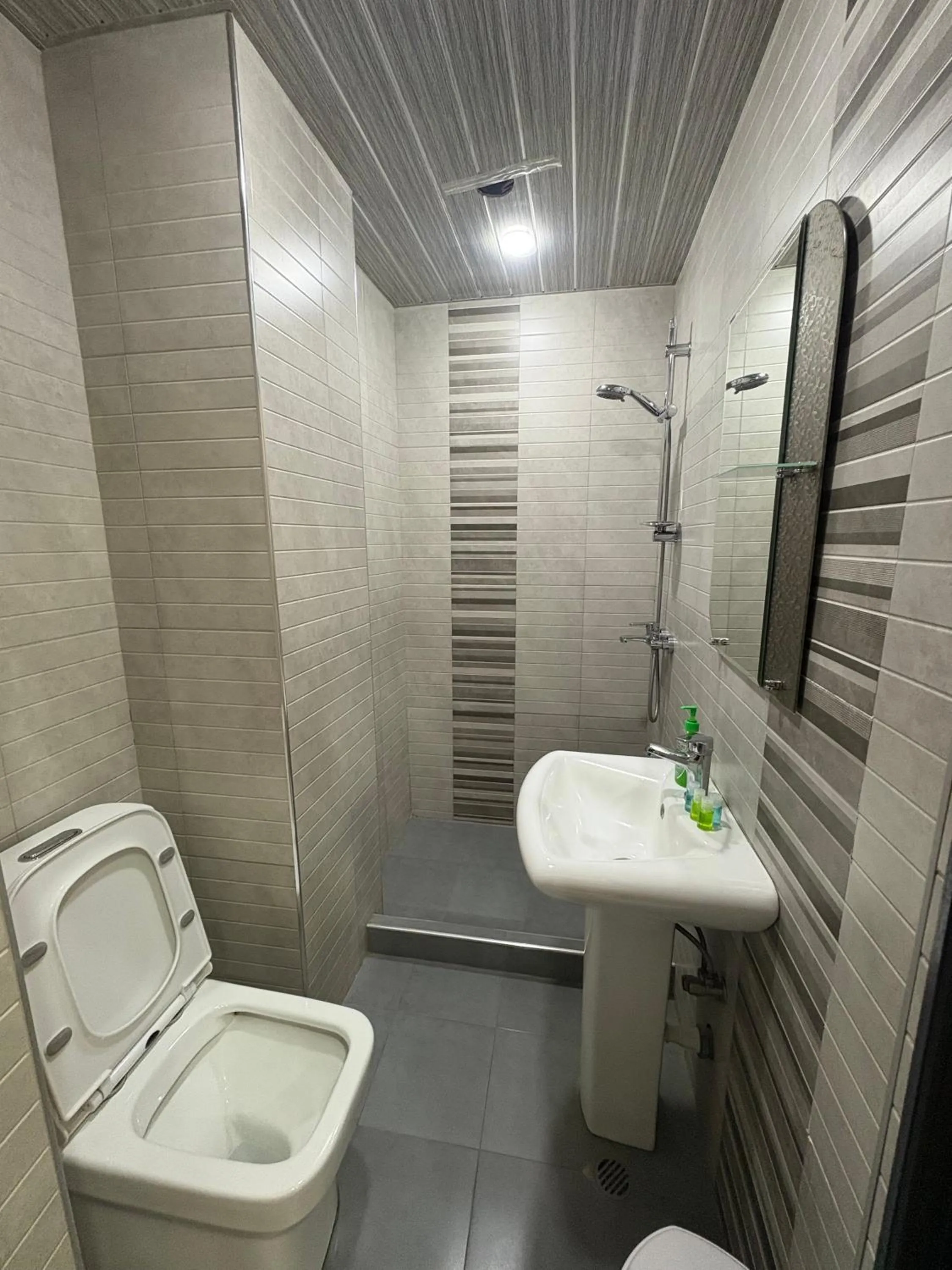 Shower in Red Hotel Yerevan Center