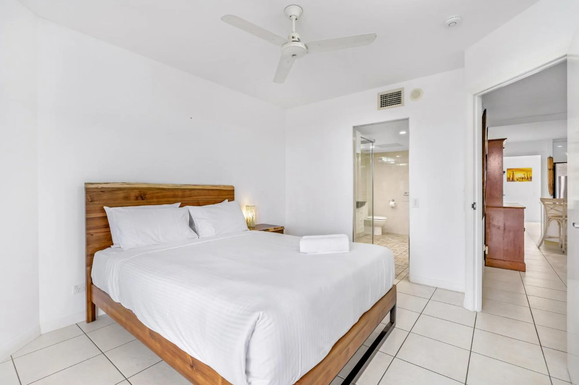 Photo of the whole room in Tingeera Beachfront Apartments