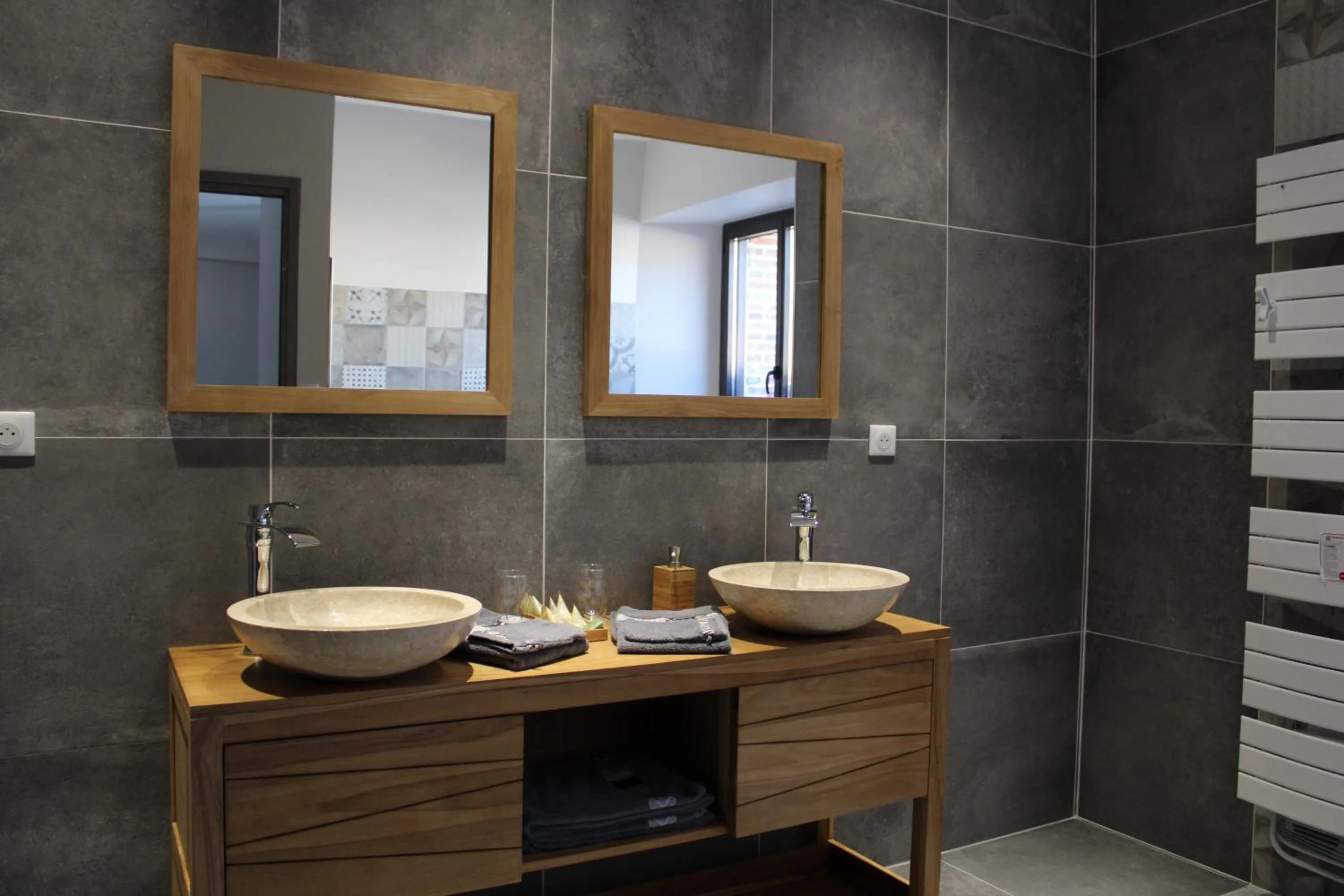 A l'orée du château