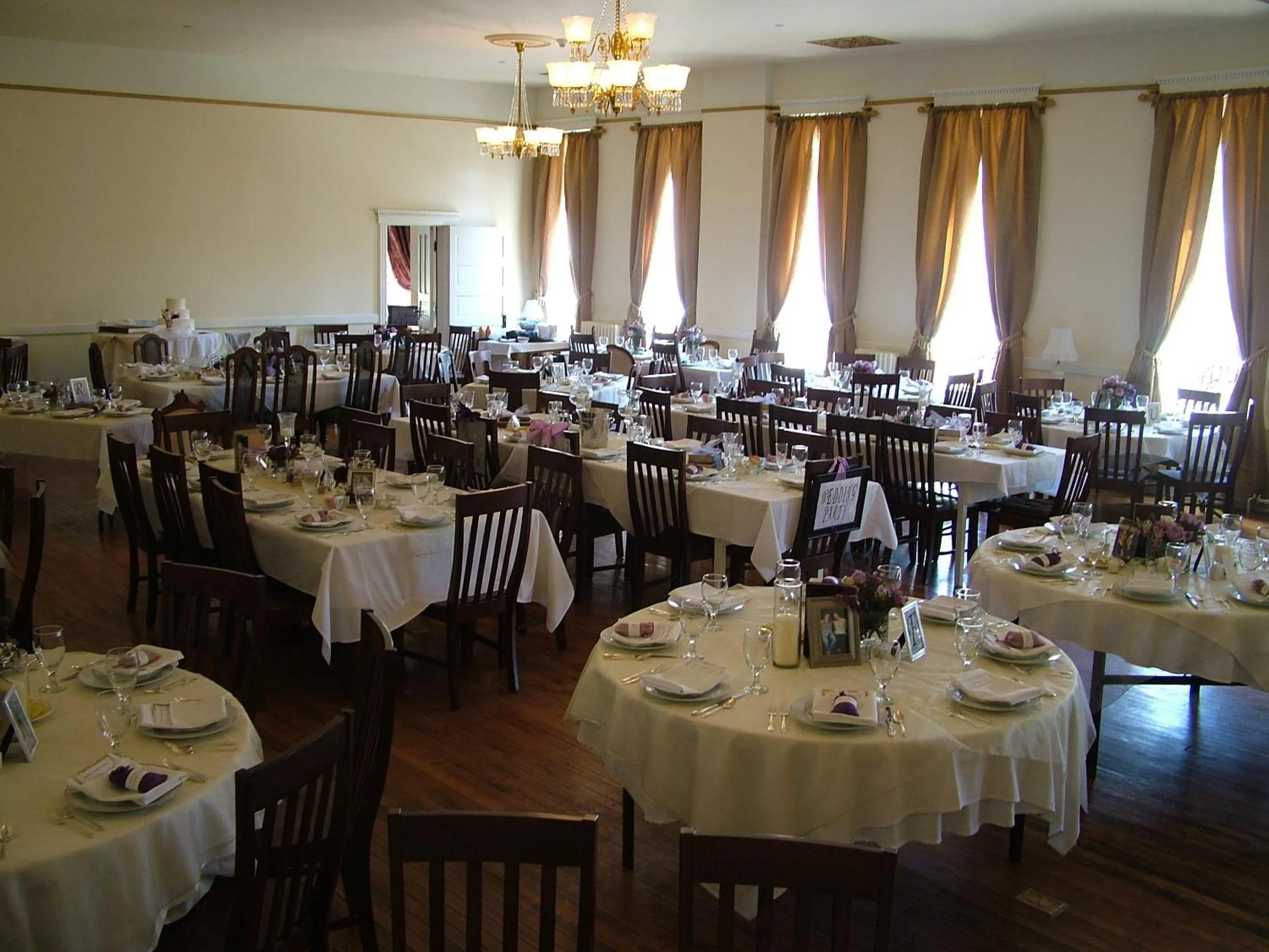 Banquet/Function facilities in Martin & Mason Hotel