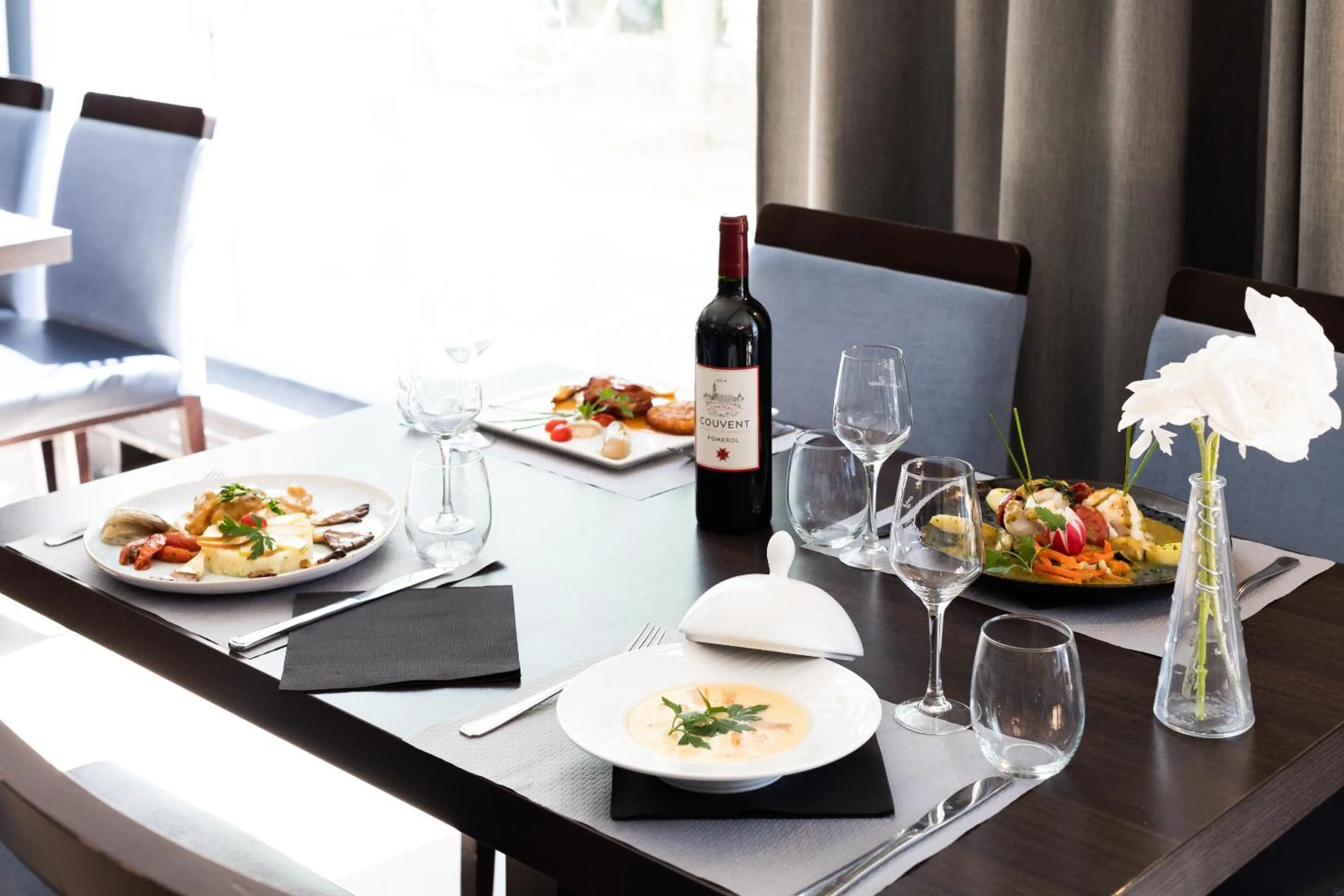 Food and drinks in Hotel Regina & Spa