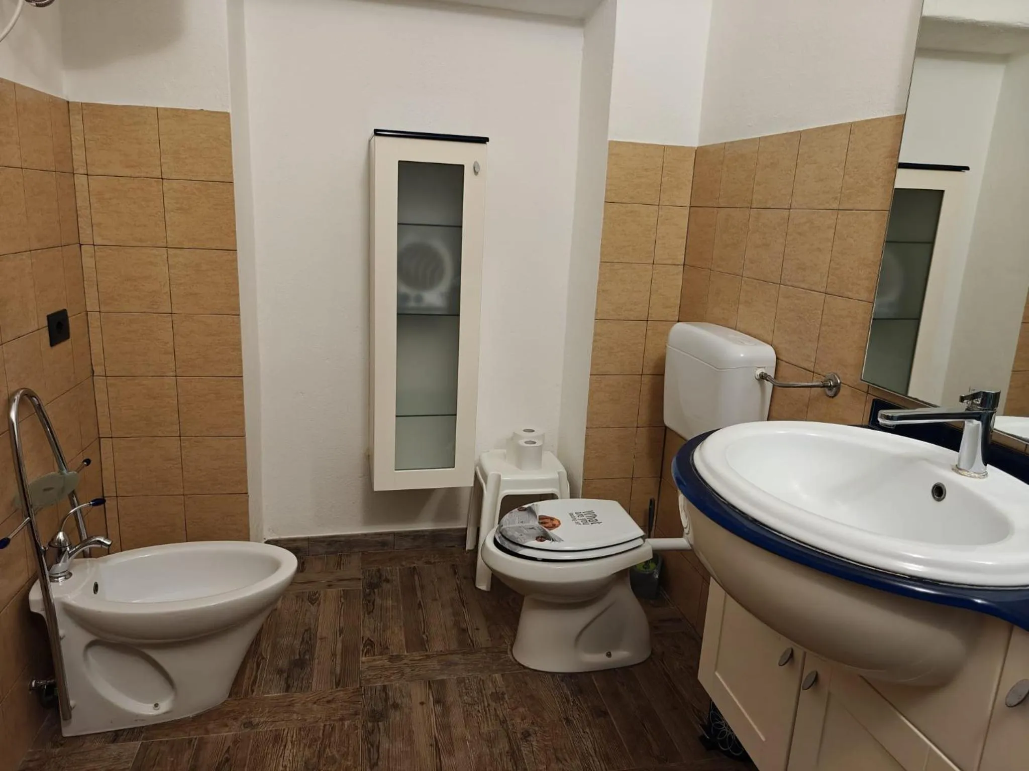 Toilet in Albero della musica