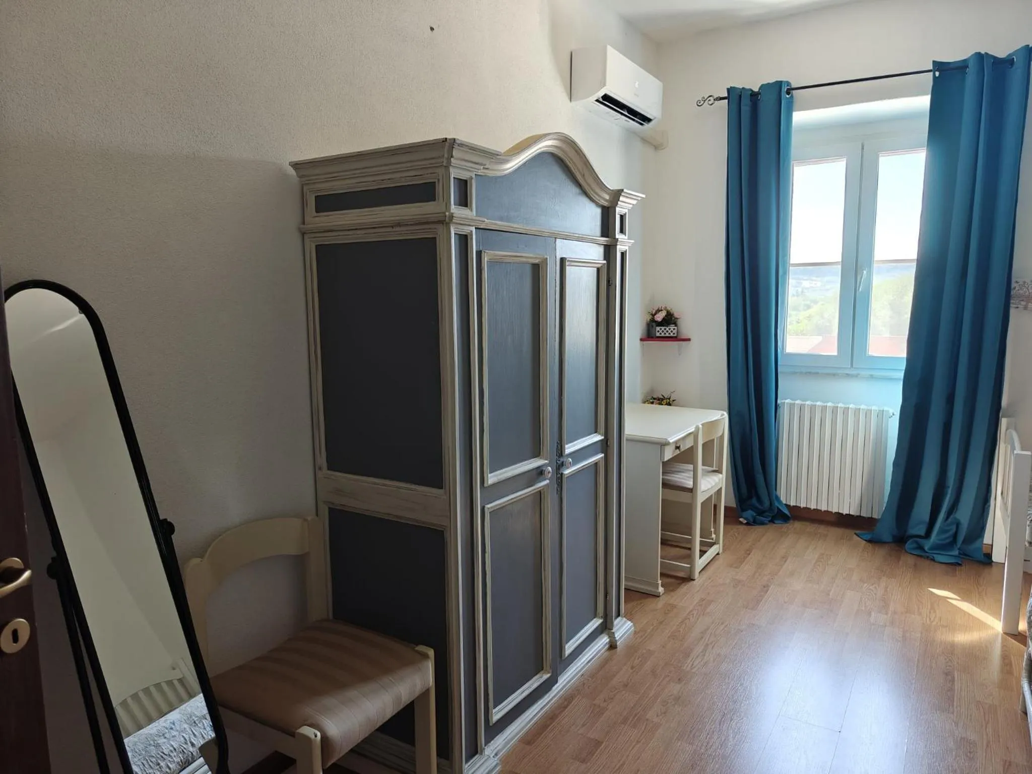 wardrobe in Albero della musica