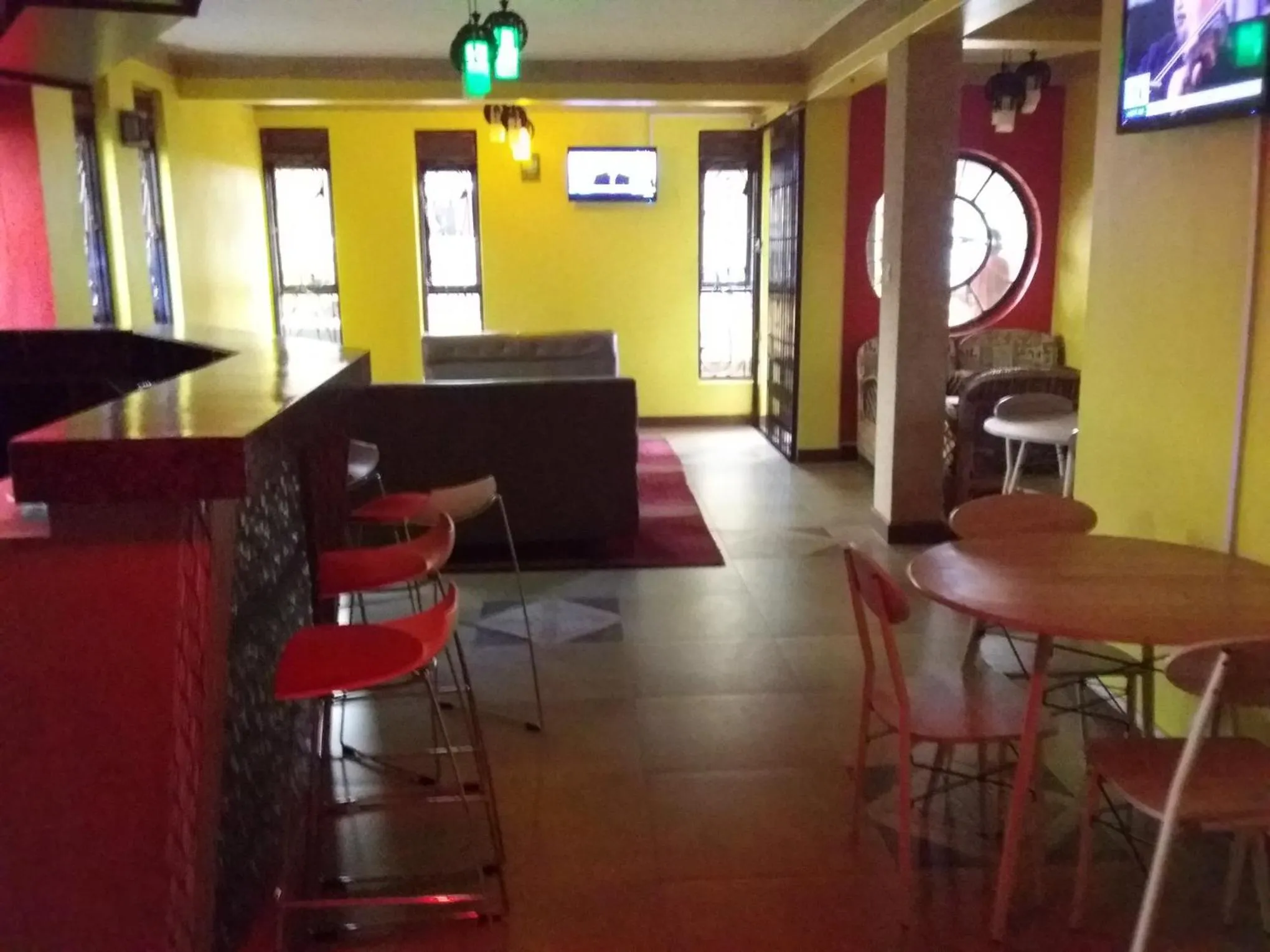 Restaurant/places to eat in Egret Pilgrims Inn