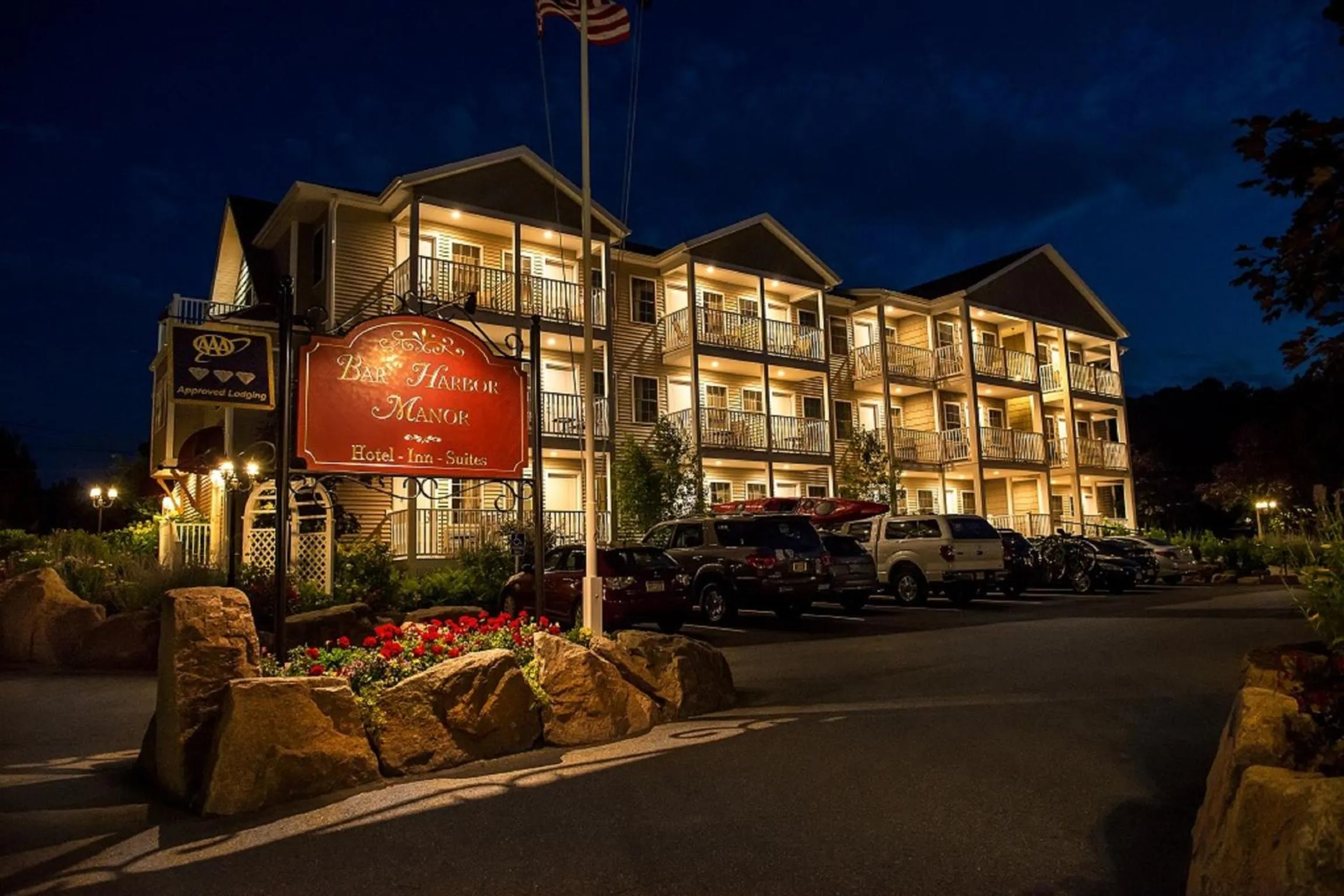 Property building in Bar Harbor Manor