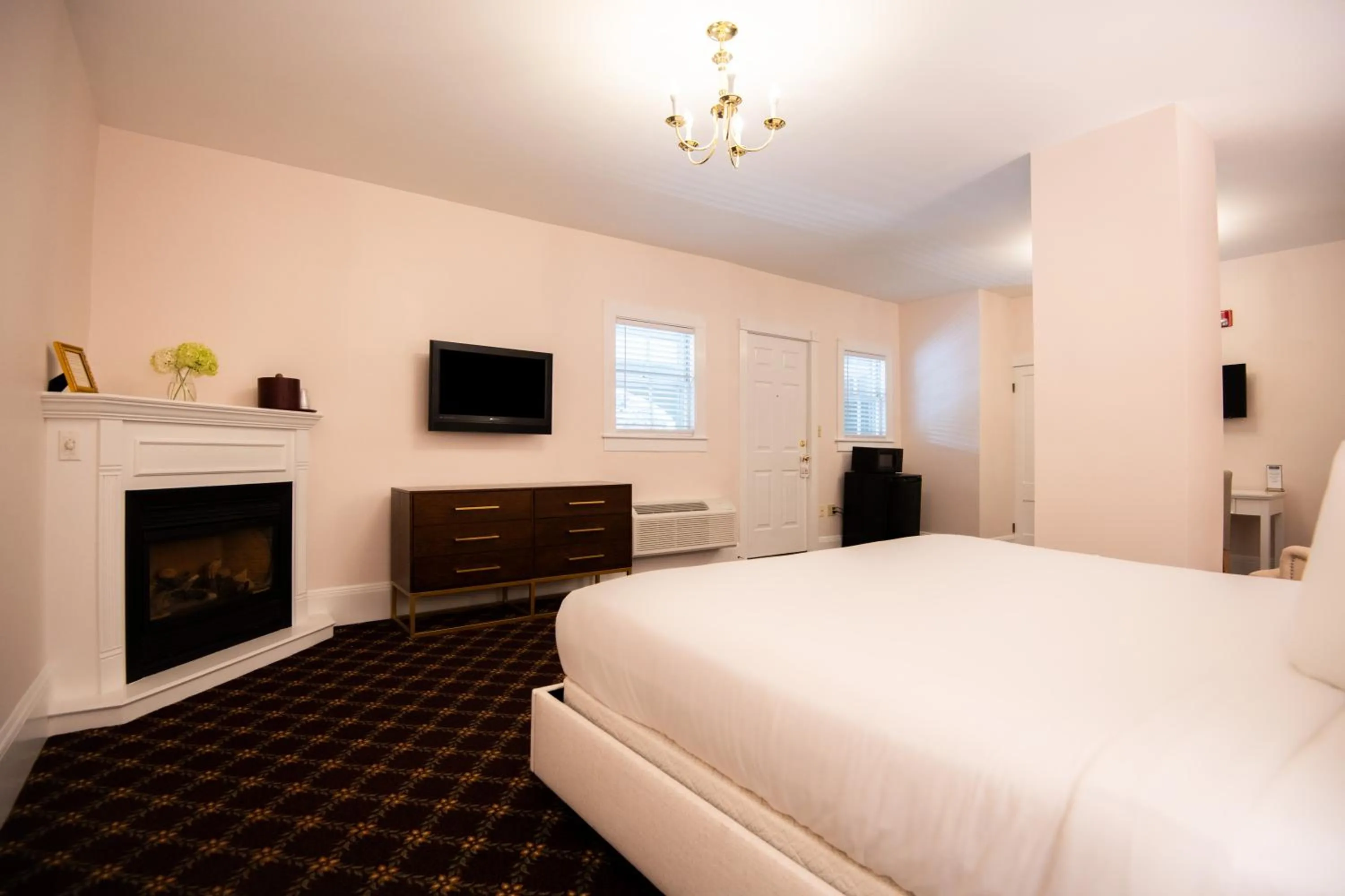 Bed in Bar Harbor Manor