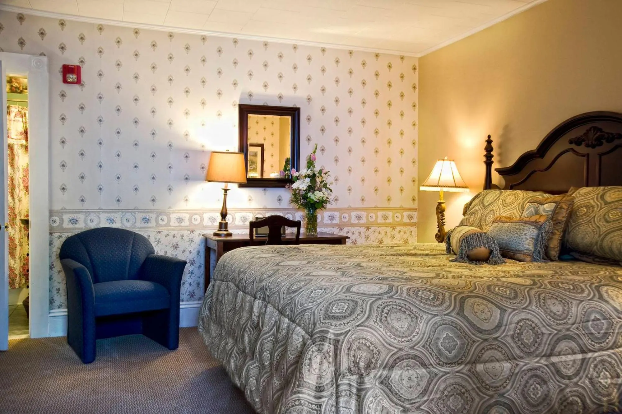 Bed in Bar Harbor Manor