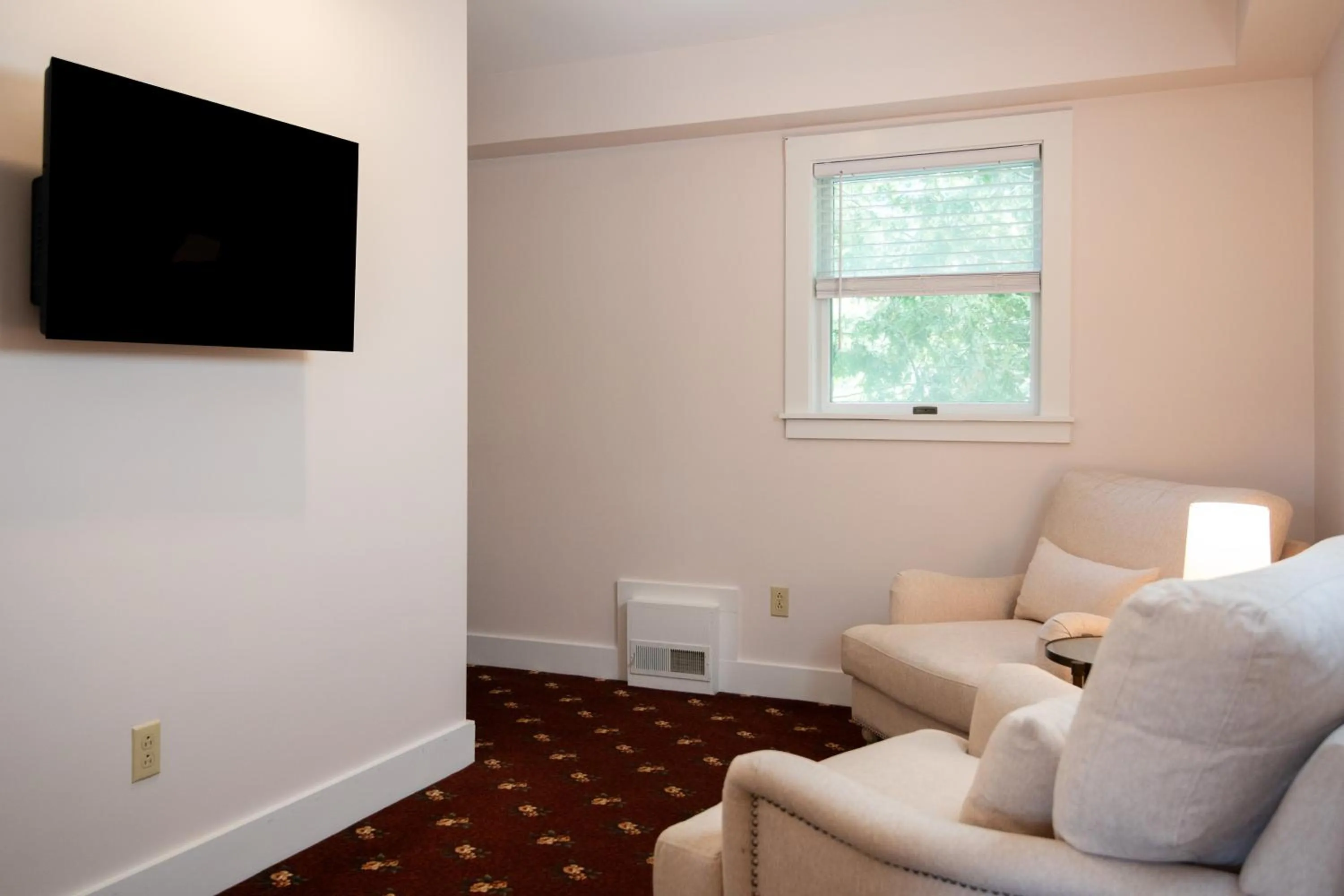 TV and multimedia in Bar Harbor Manor