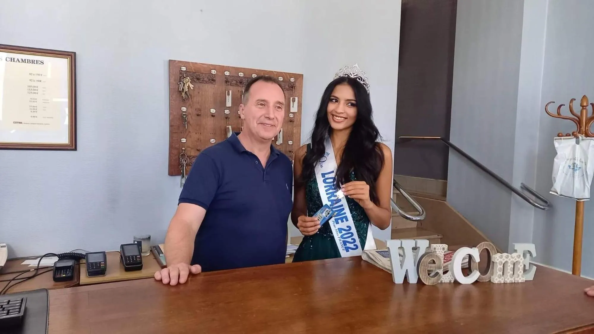 People in Hotel De L'Europe