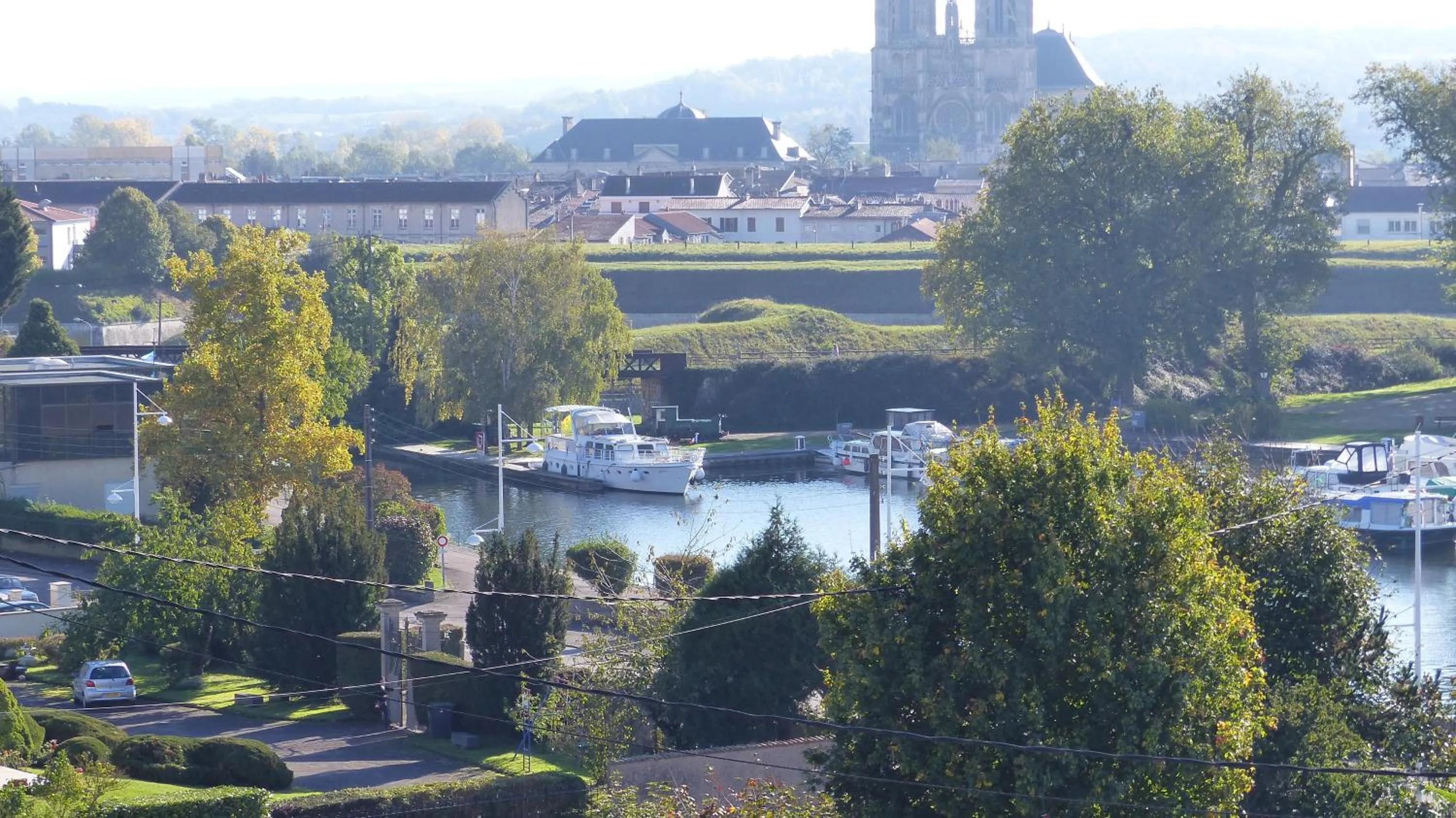 Nearby landmark in Hotel De L'Europe