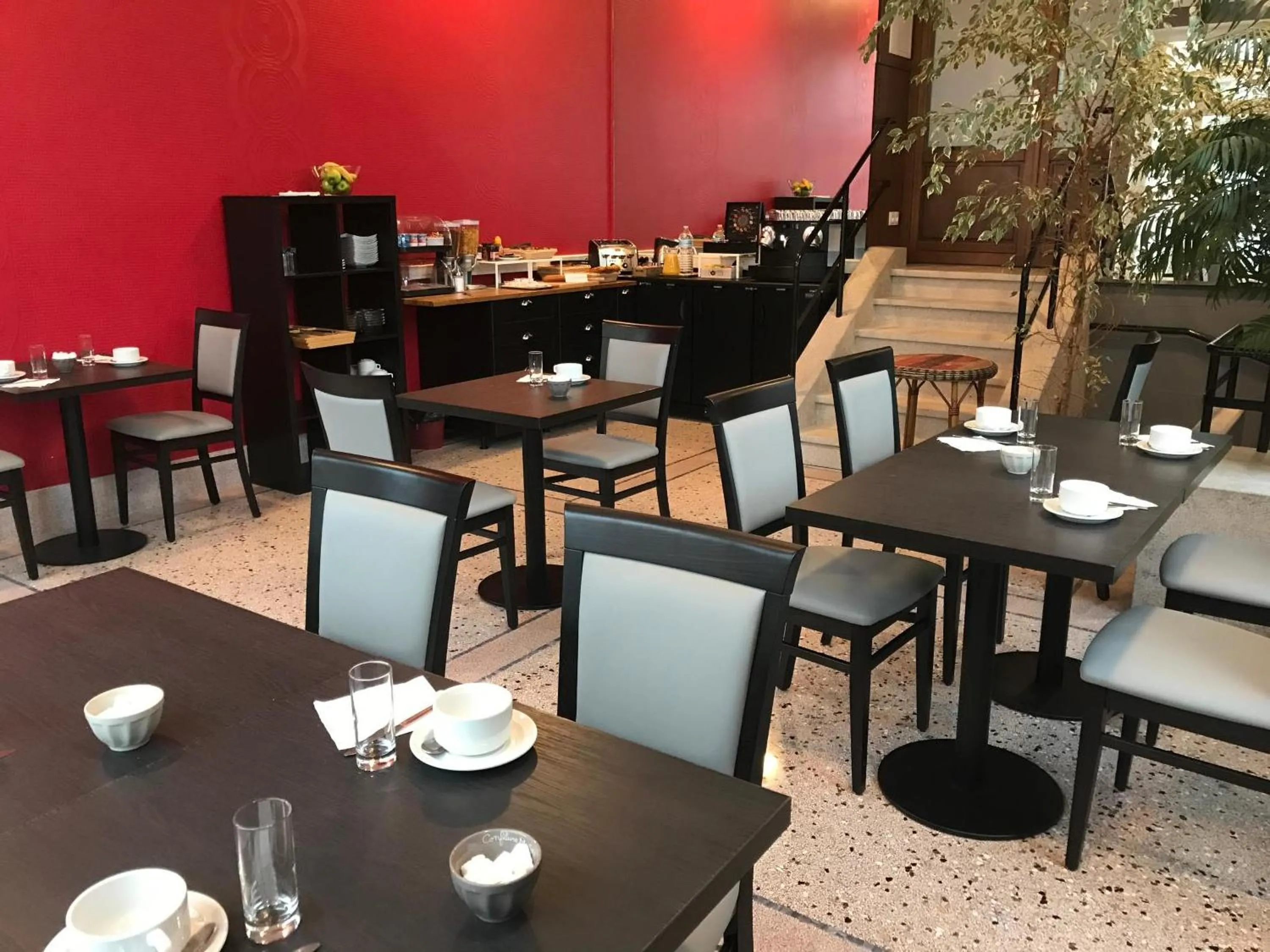 Buffet breakfast in Hotel De L'Europe