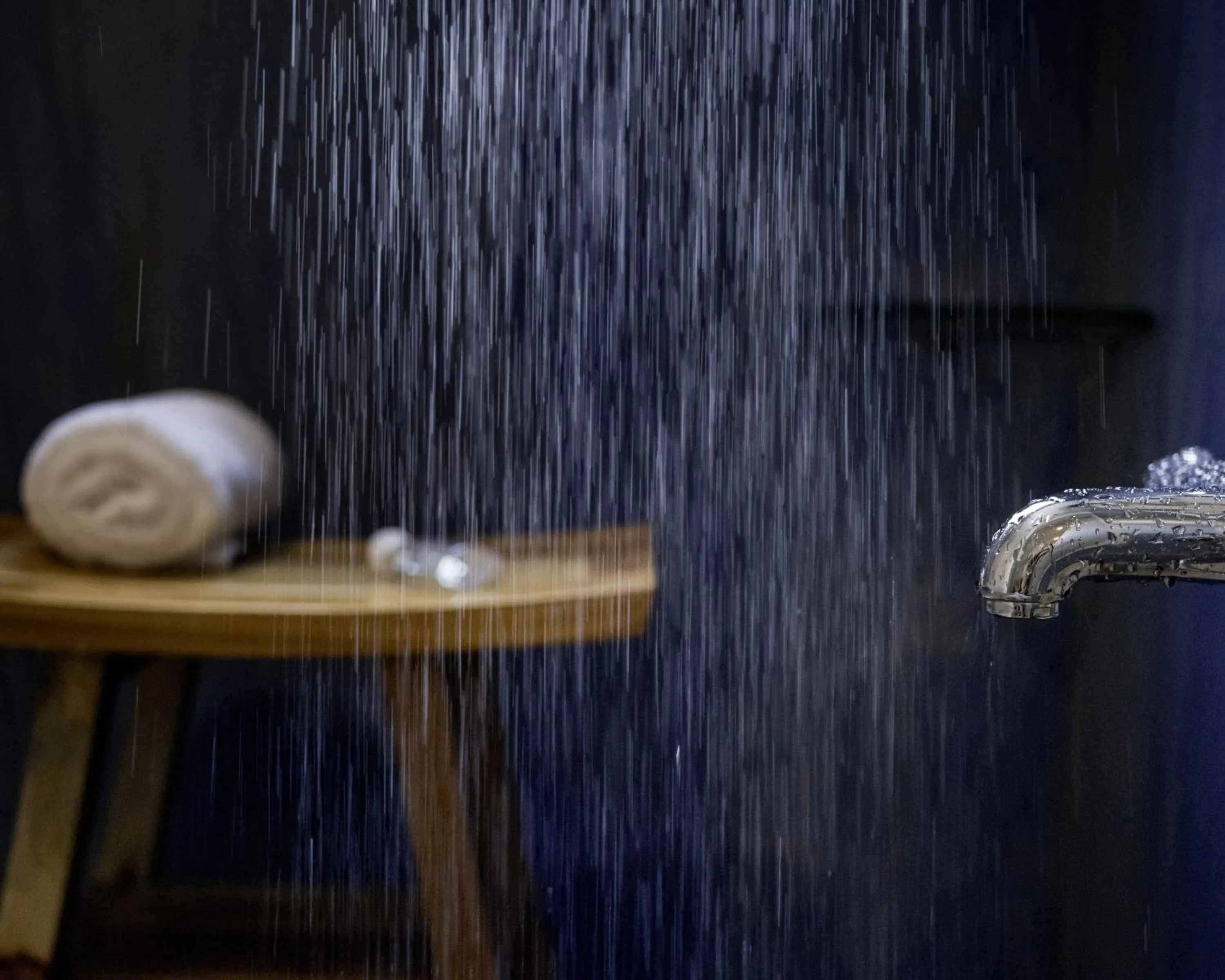 Shower in ESPACIO THE JEWEL OF WAIKIKI