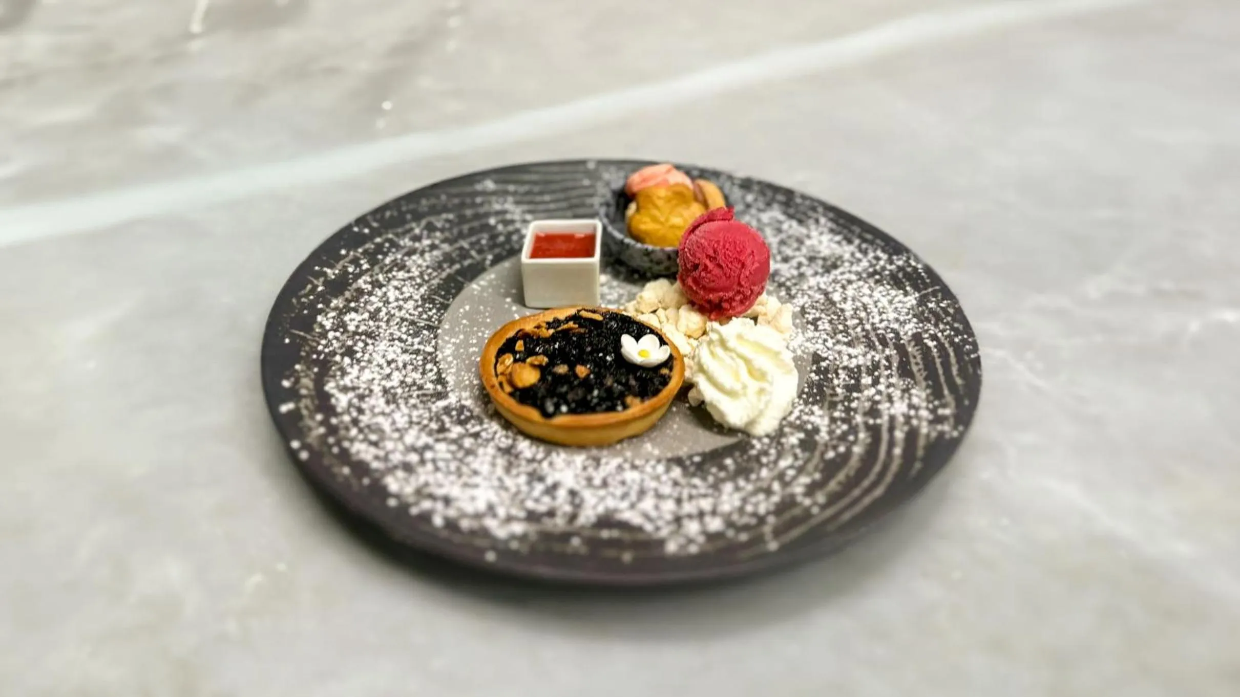 Restaurant/places to eat in Providence Hotel