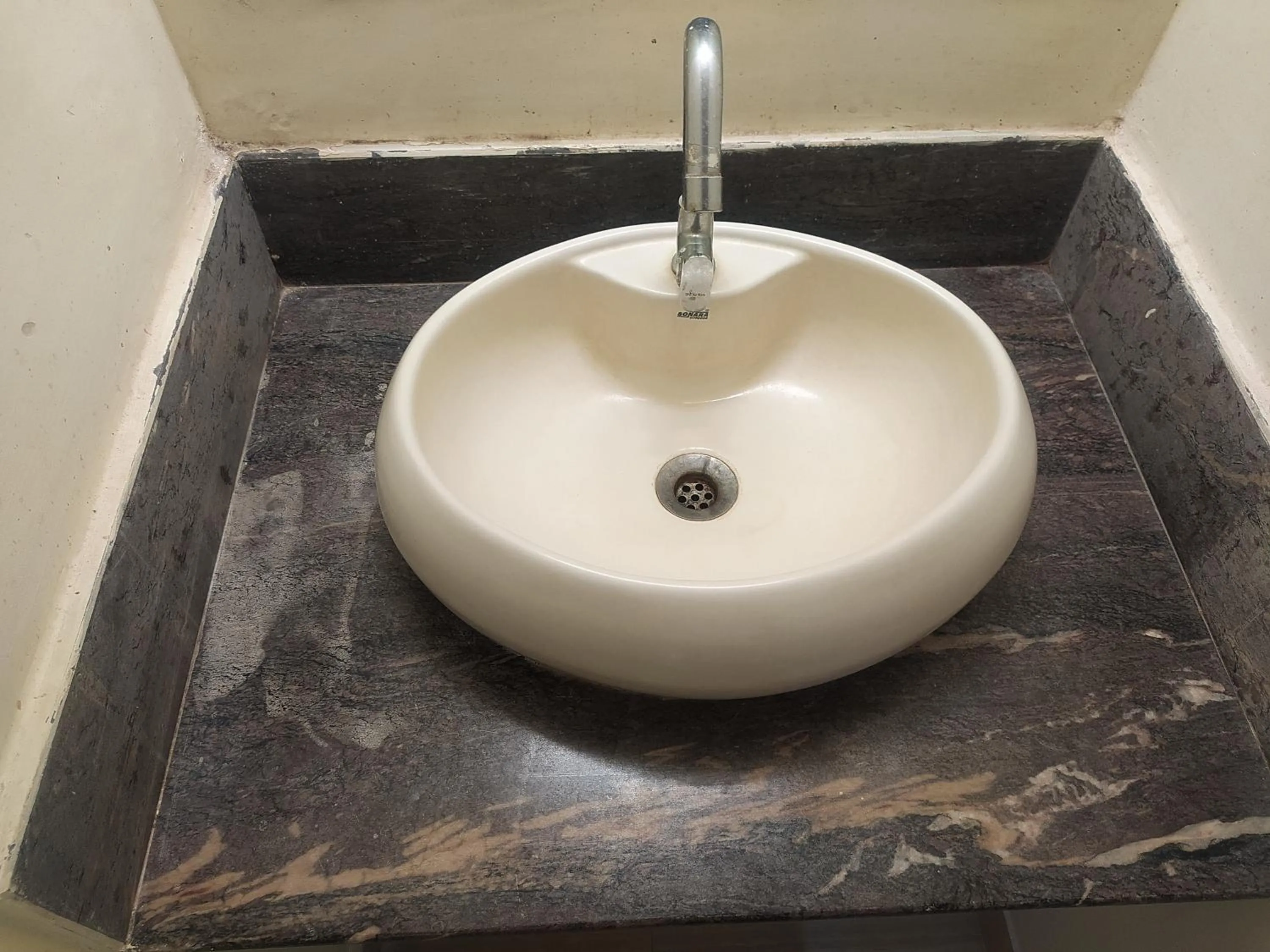 Bathroom in Sea Winds Hotel, Guhagar