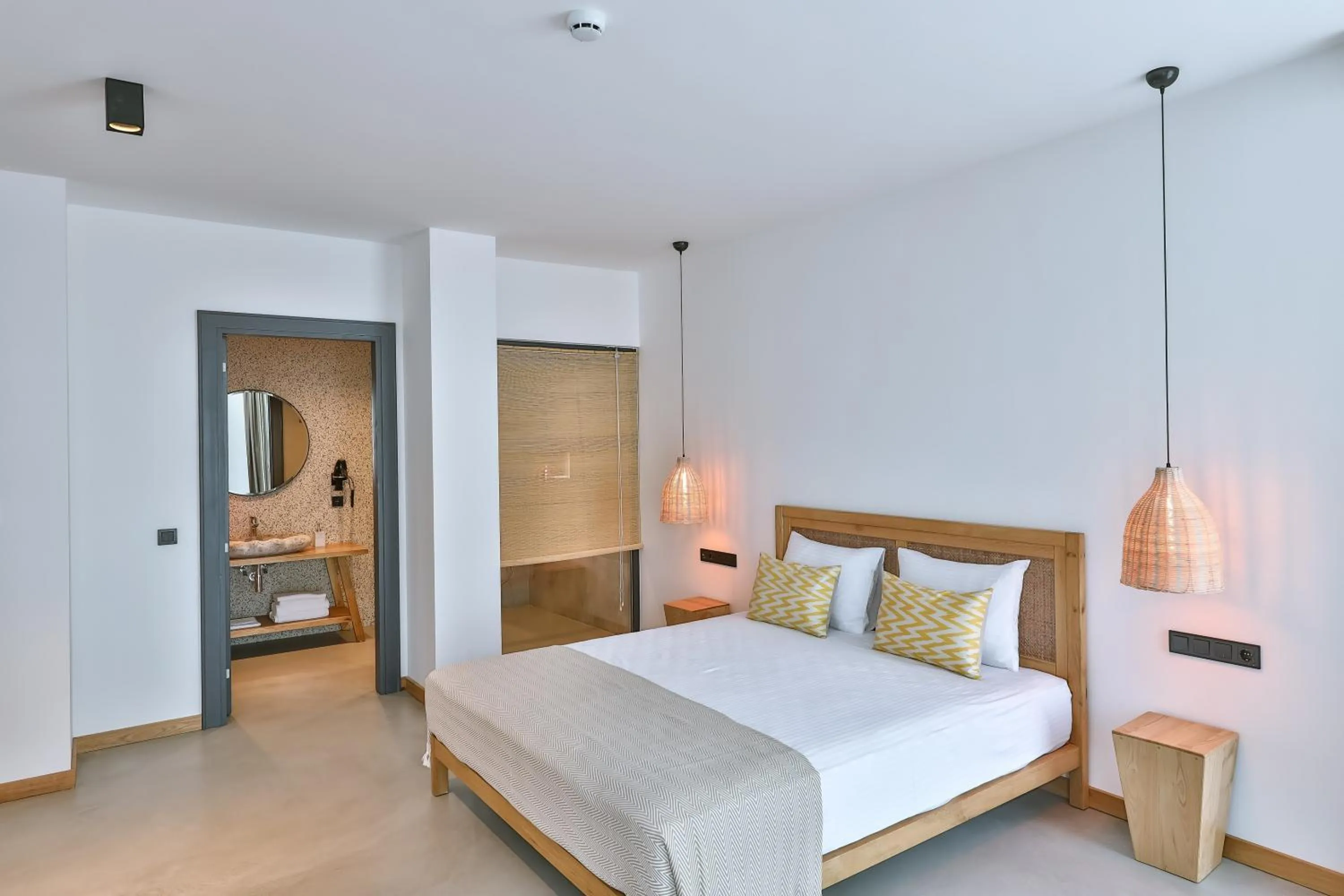 Photo of the whole room, Bed in Carruba Boutique Hotel