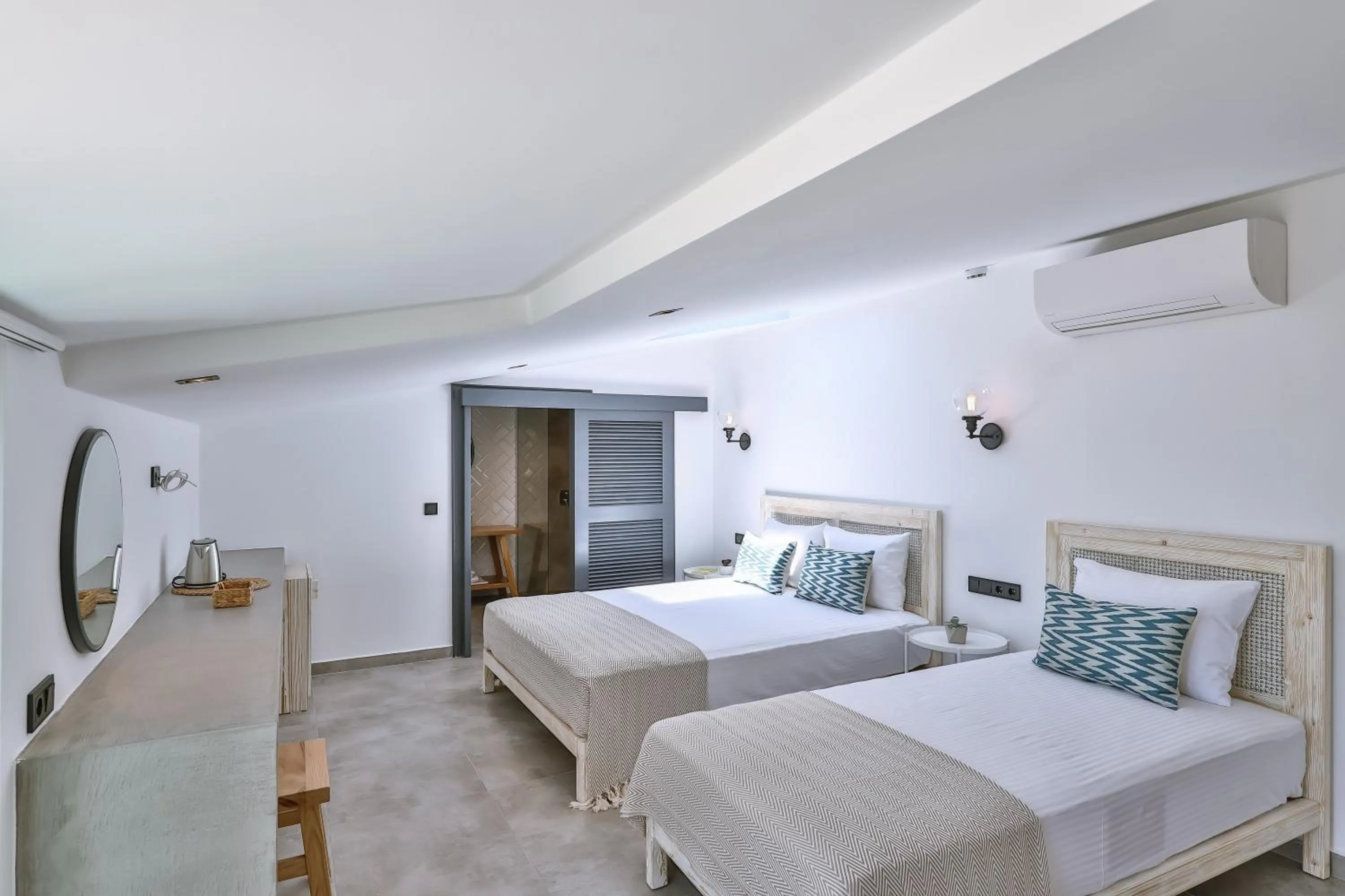 Photo of the whole room, Bed in Carruba Boutique Hotel