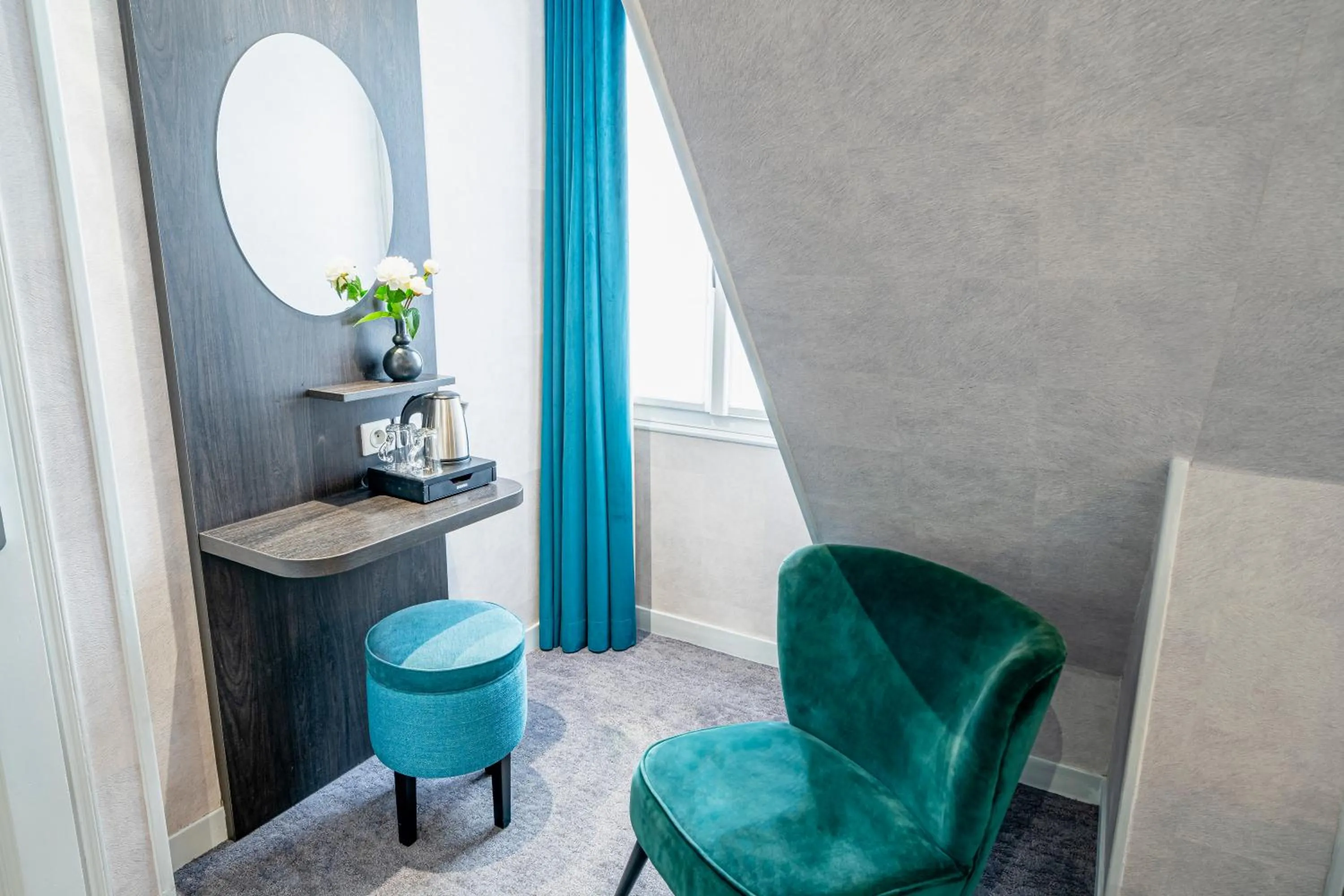 Hotel de la Paix Tour Eiffel