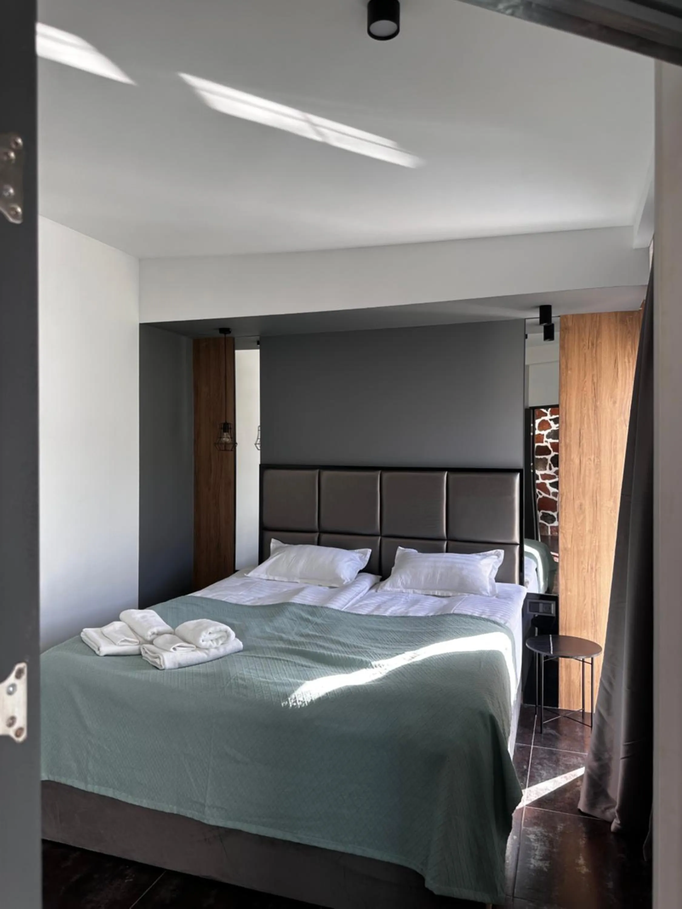 Bed in Garden Lounge Hotel