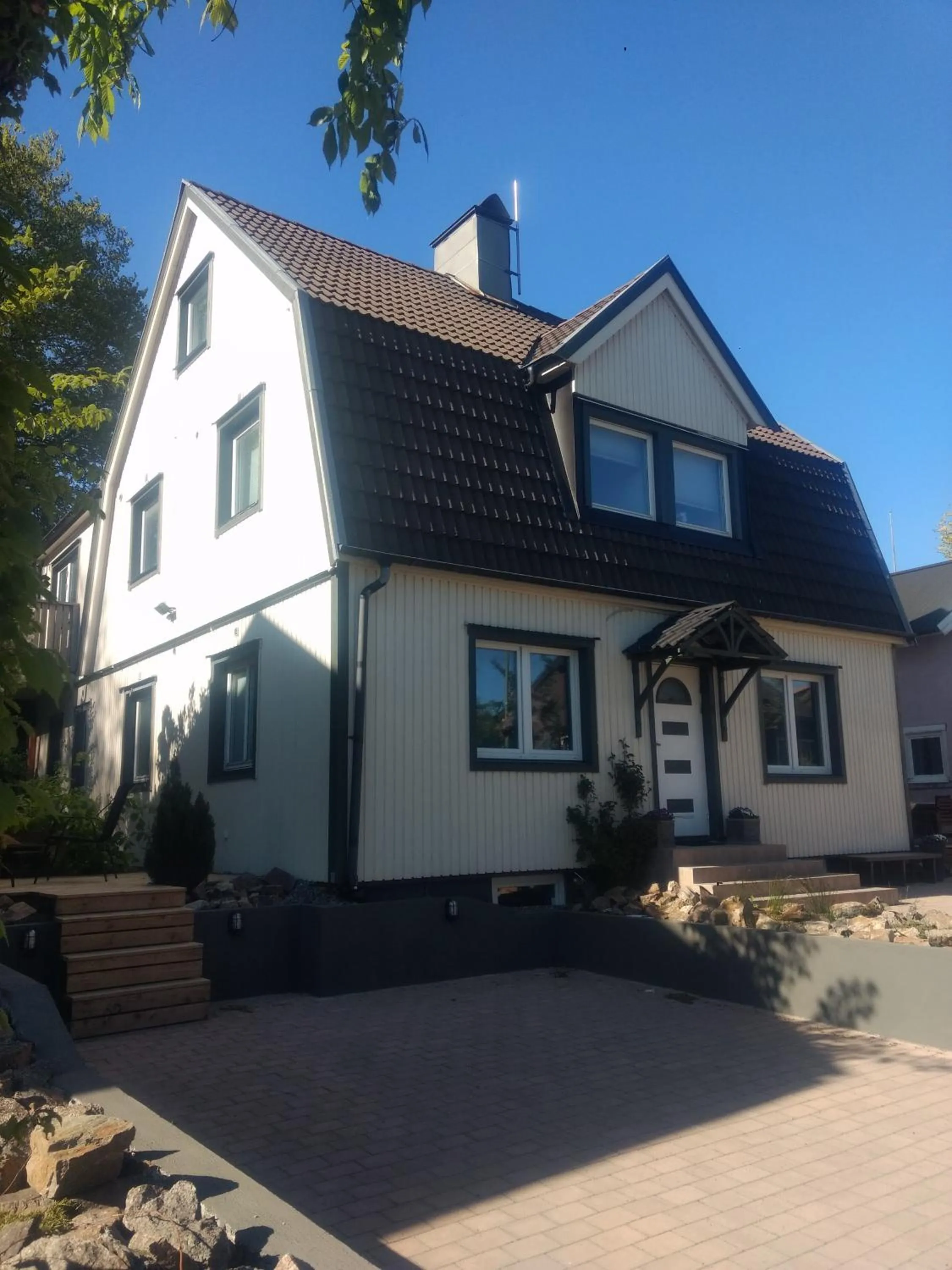 Property building in Villa Kungssten