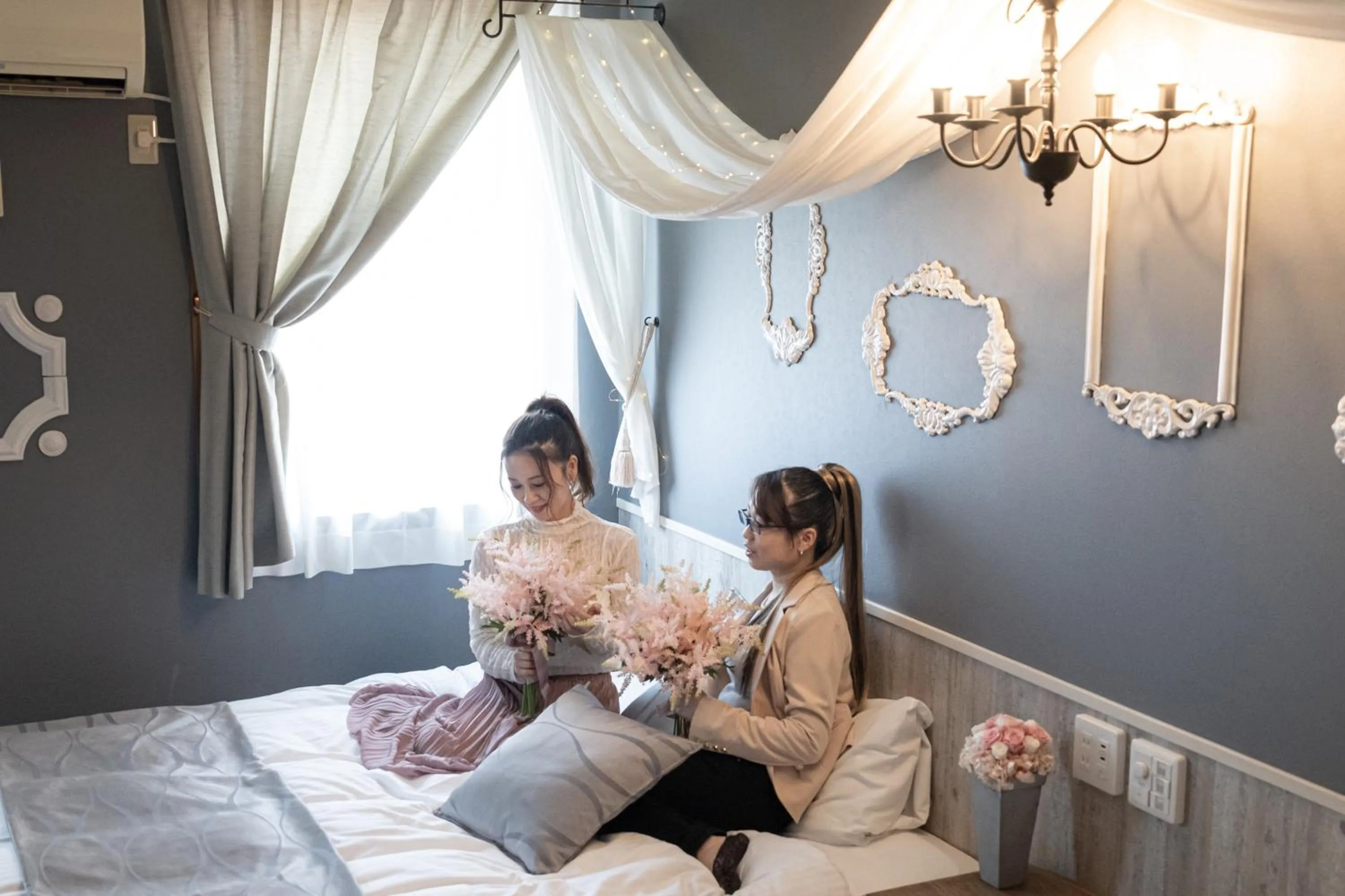 People in Hotel Teiregikan