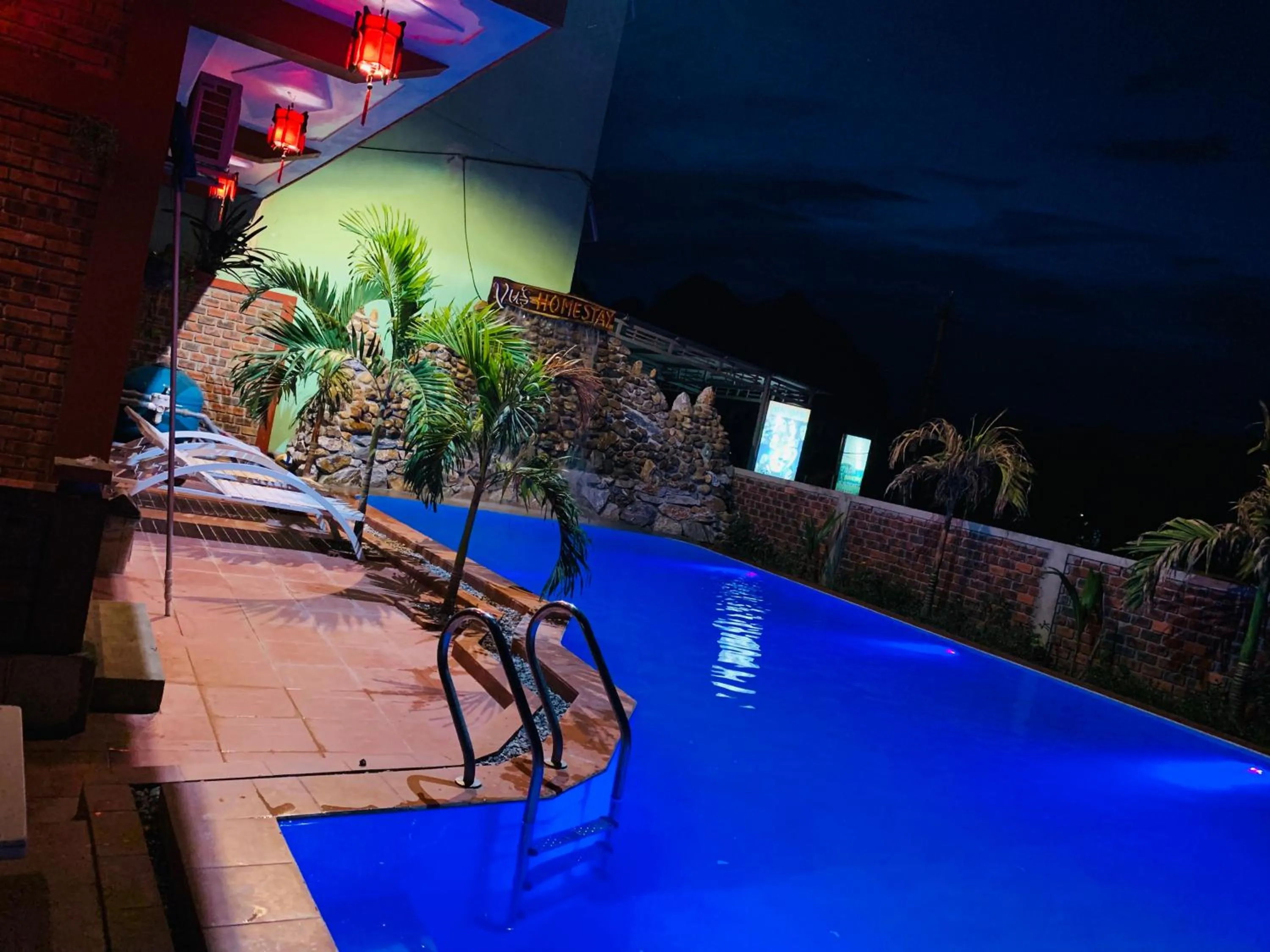 Pool view in Vu's Homestay