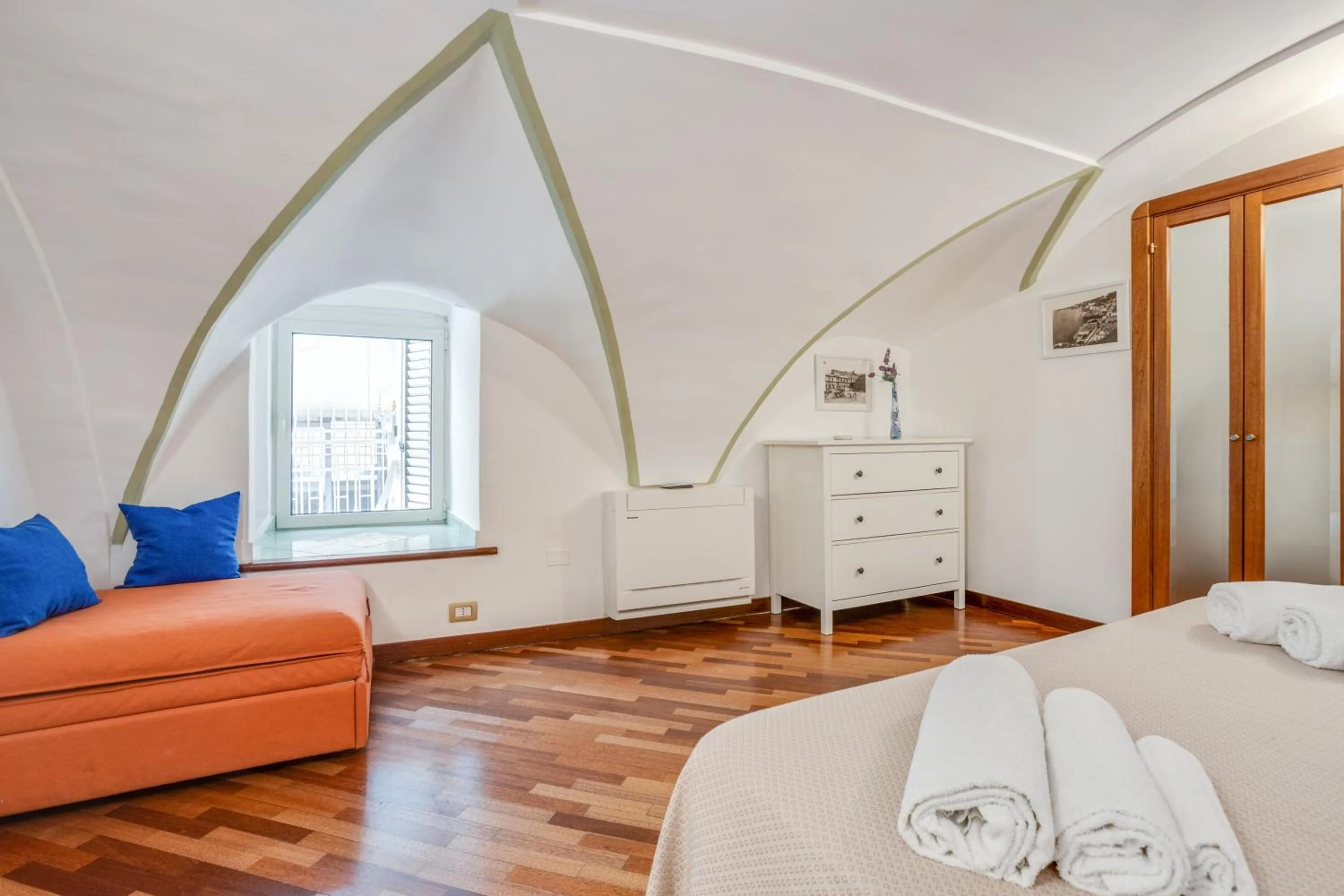 Bedroom, Bed in GuestHost - Casa Querida Central & Elegant Flat
