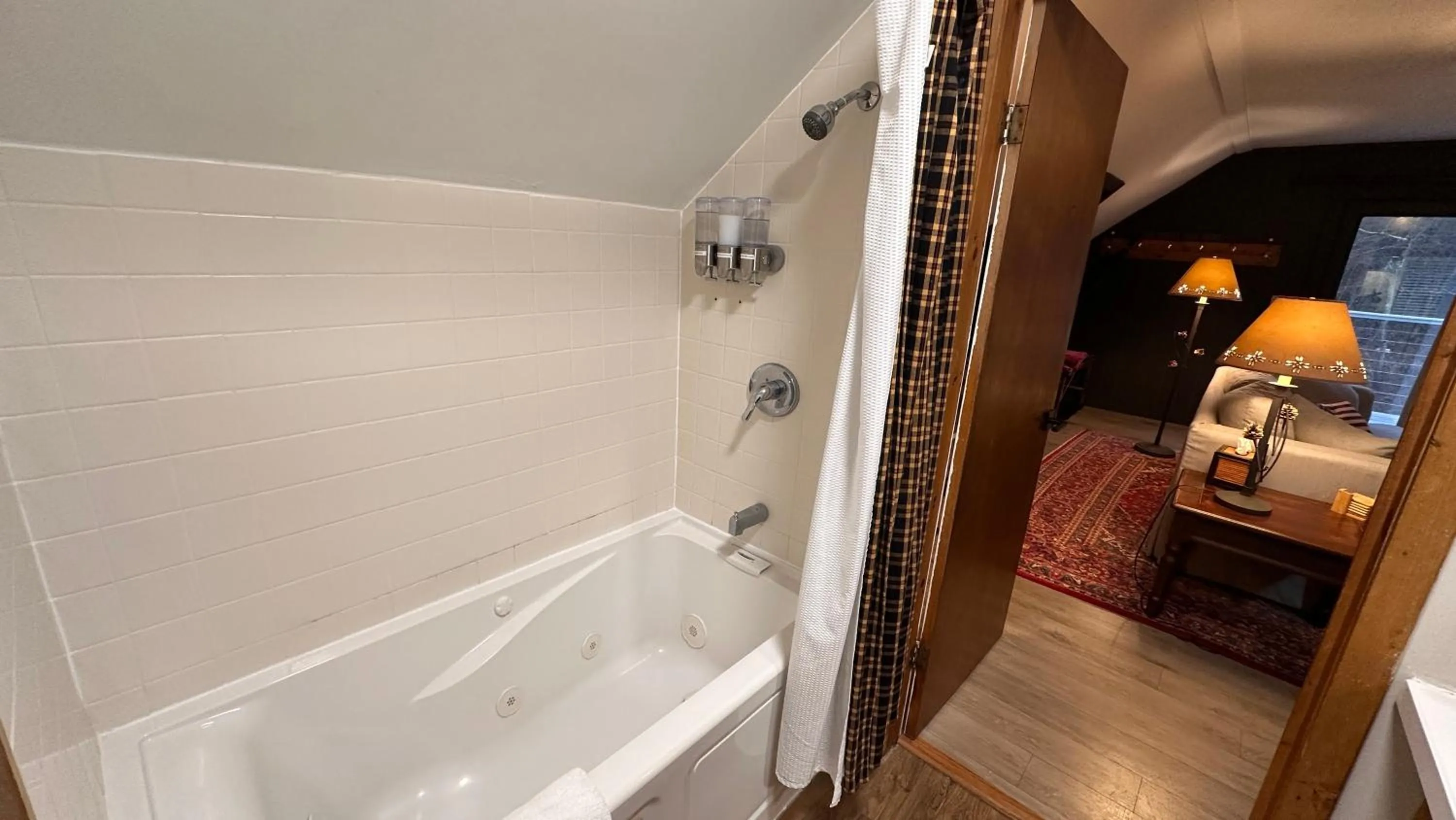 Bathroom in Phineas Swann Inn & Spa