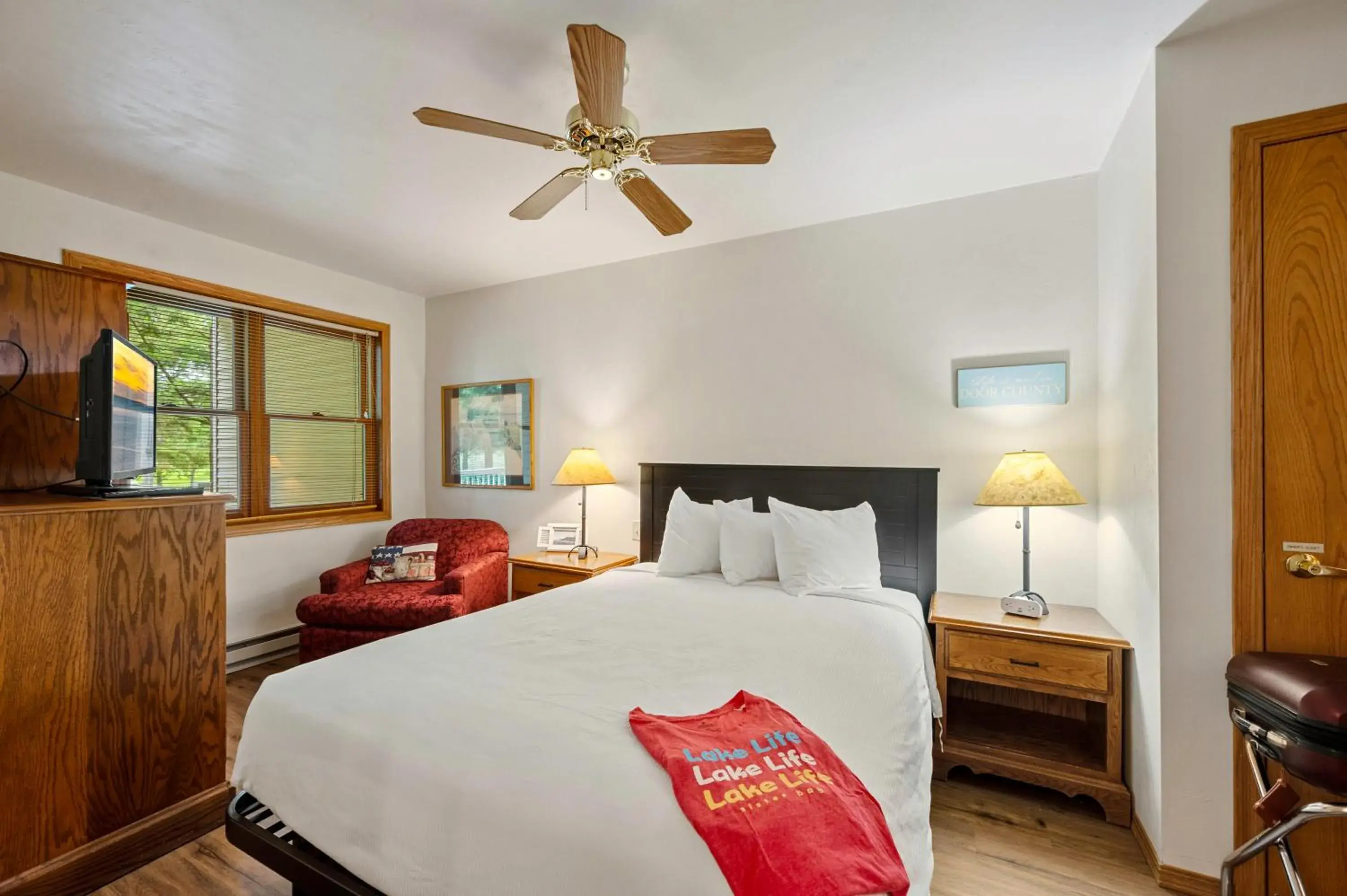 Suite with Hot Tub in Pheasant Park Resort Suite with Hot Tub in Pheasant Park Resort